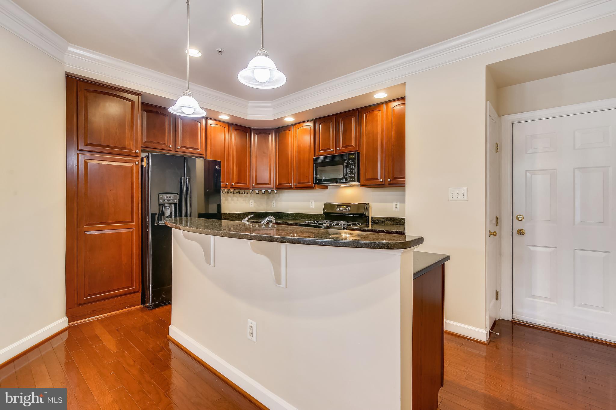 HIDDEN CREEK - Residential