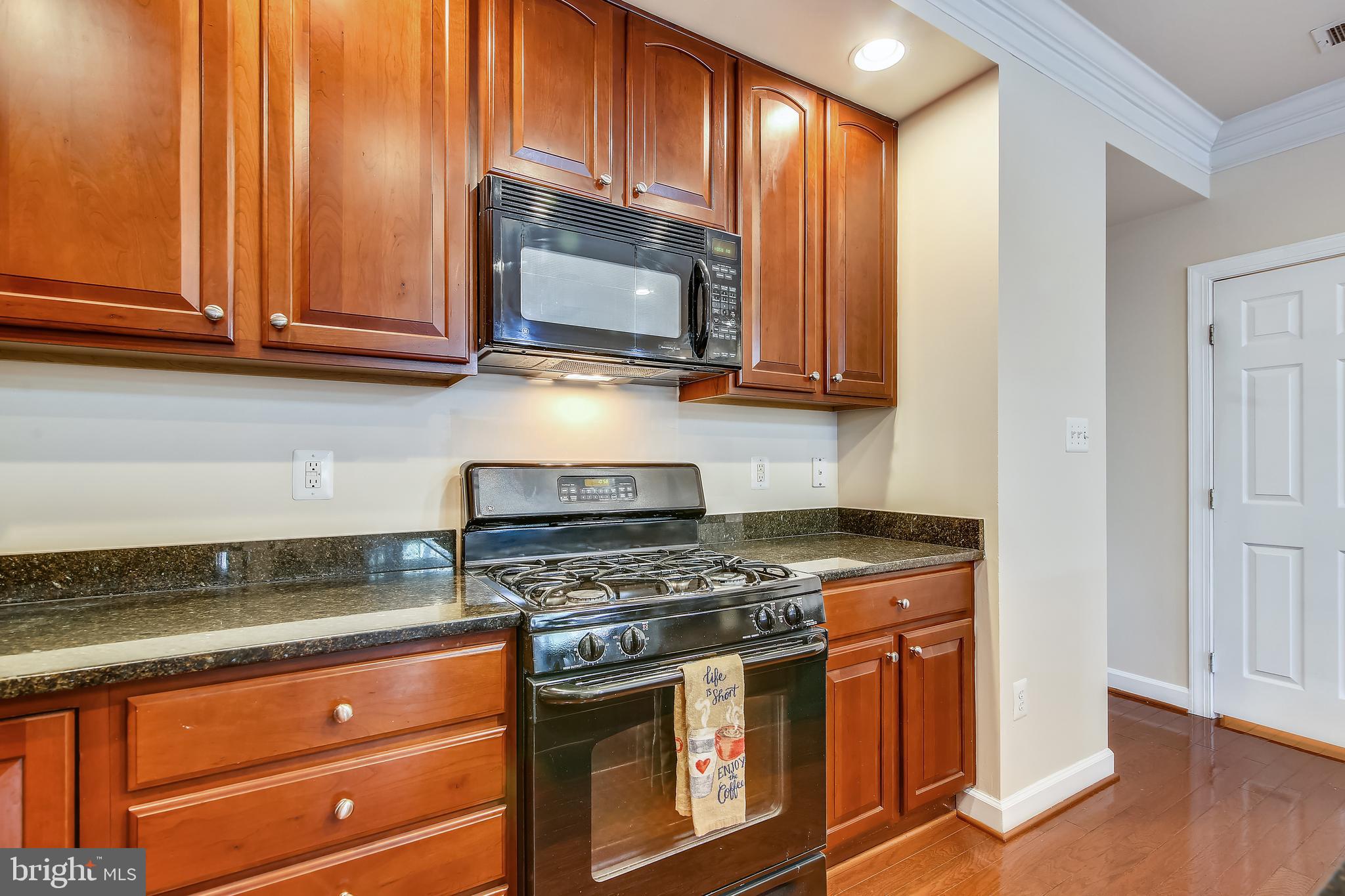 HIDDEN CREEK - Residential