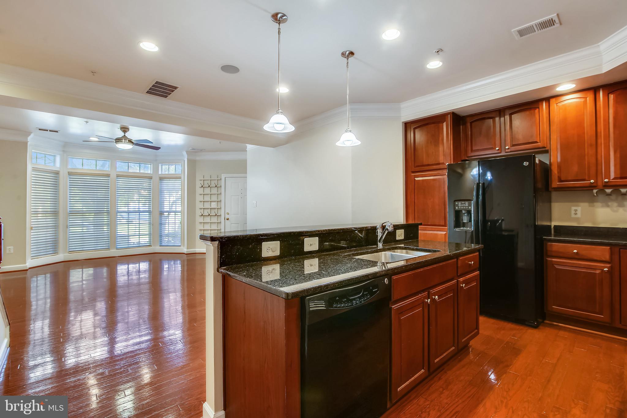 HIDDEN CREEK - Residential