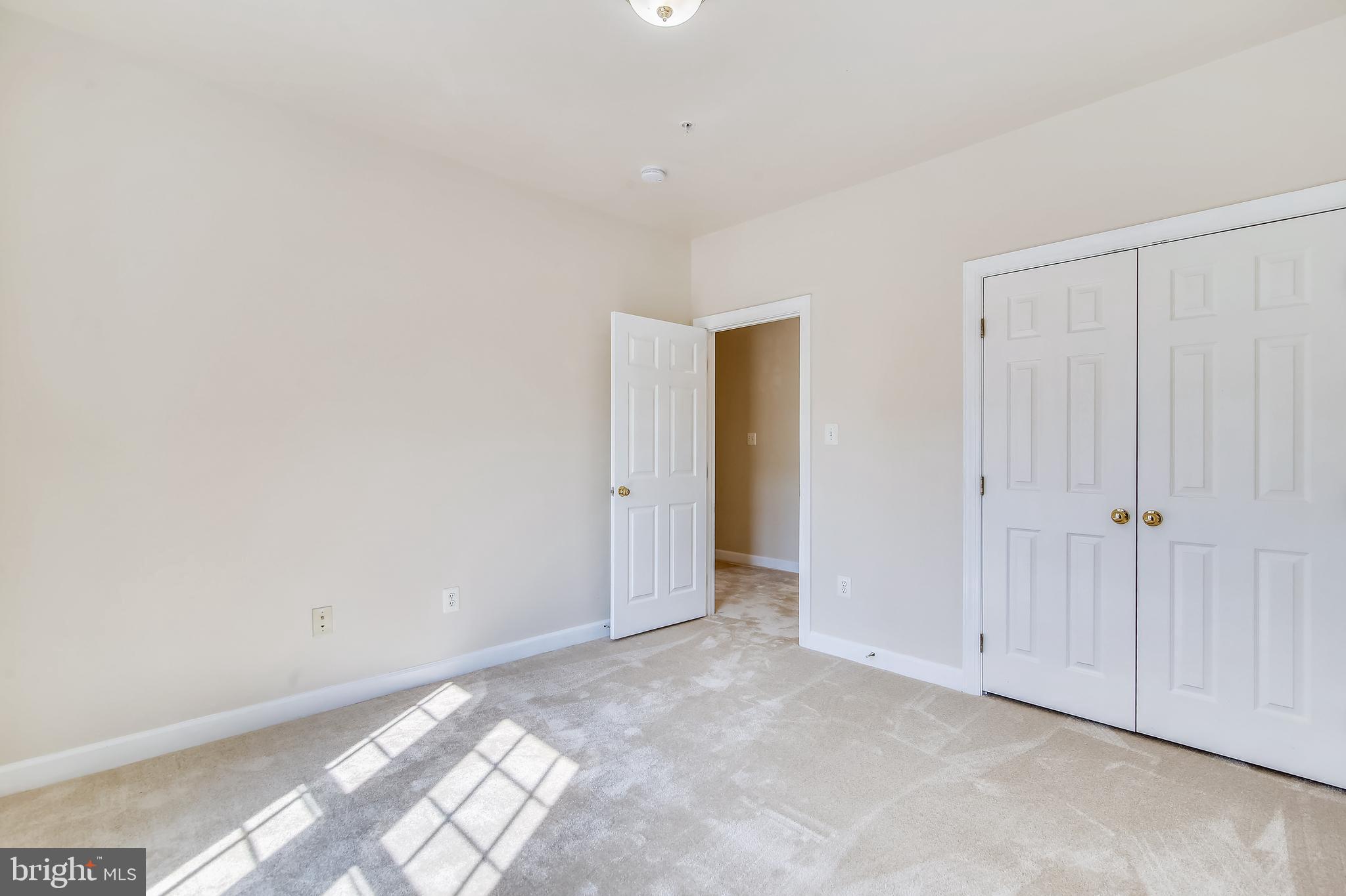 HIDDEN CREEK - Residential