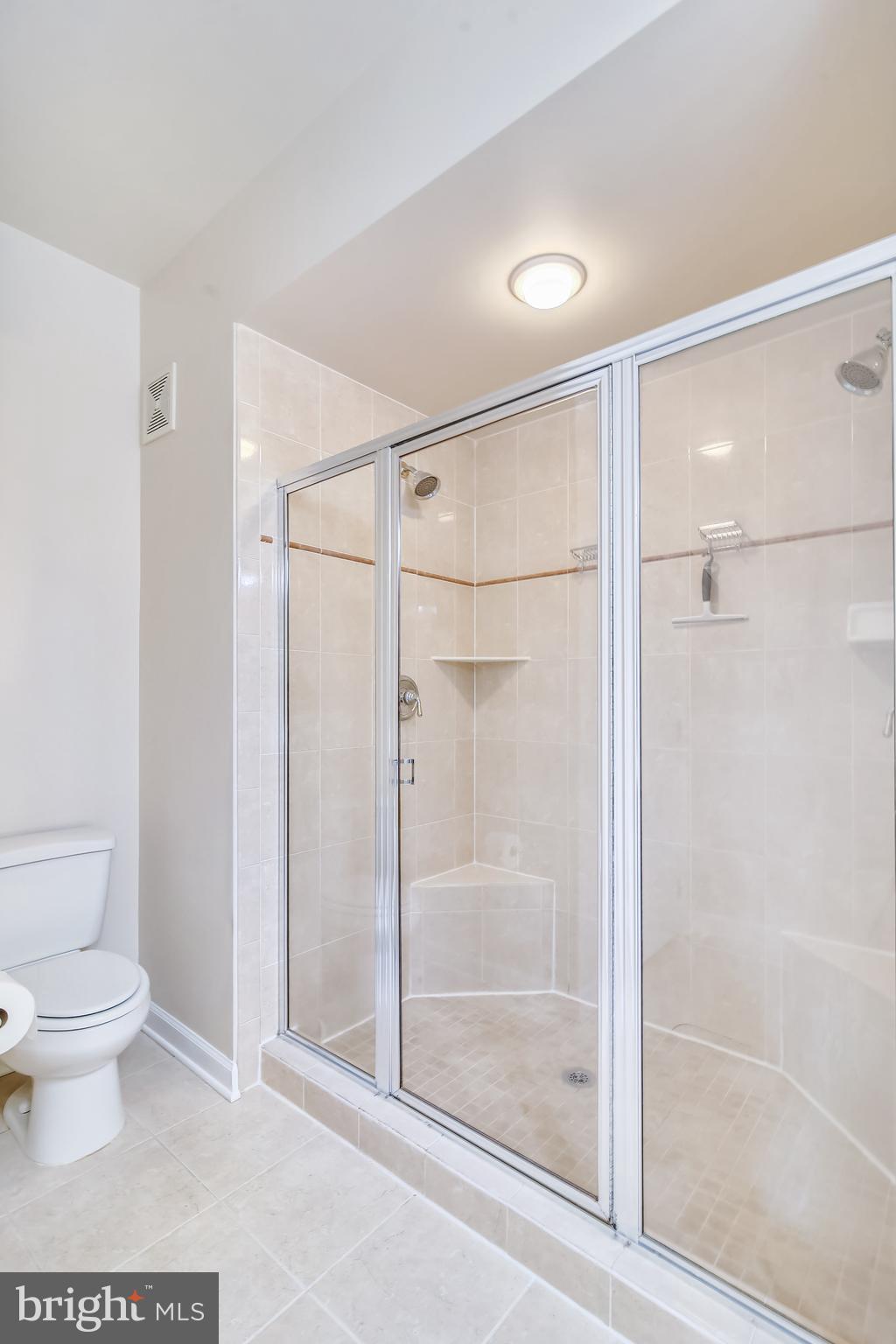 HIDDEN CREEK - Residential