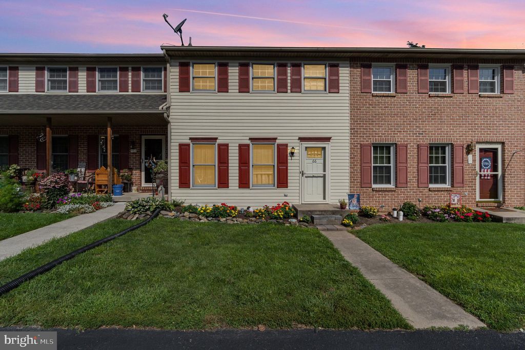 Photo of 66 IRONSTONE DR, ELIZABETHTOWN, PA 17022 (MLS # PALA2039118)