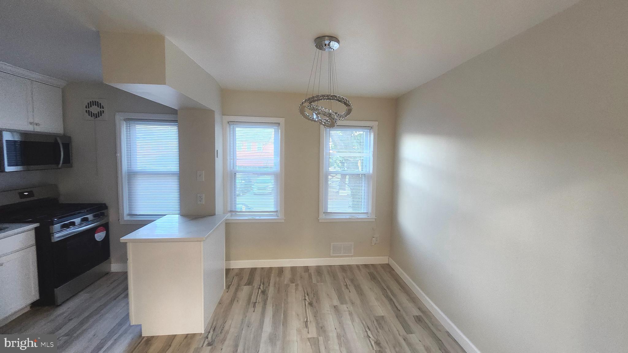 NORTHWOOD - Residential