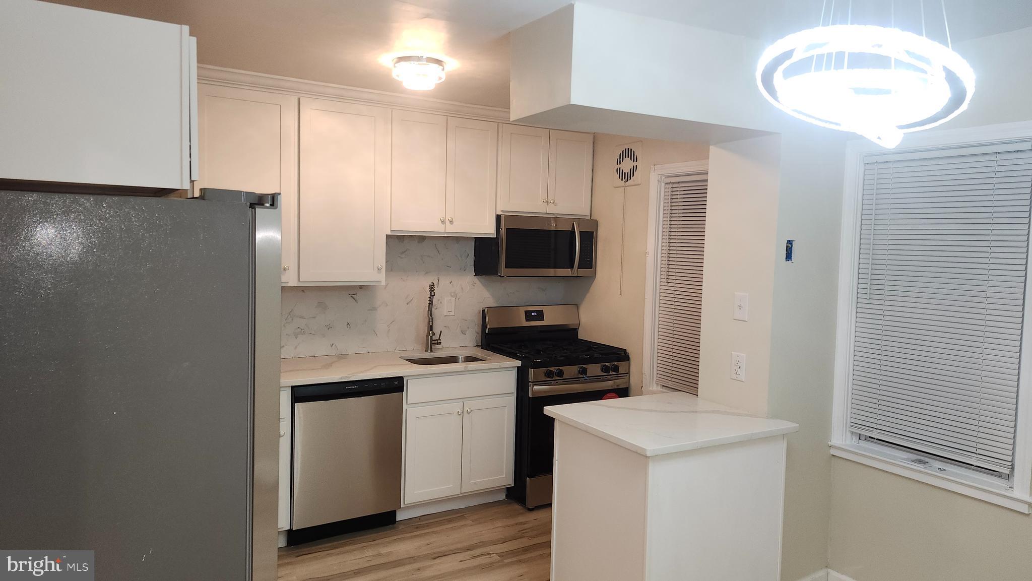 NORTHWOOD - Residential