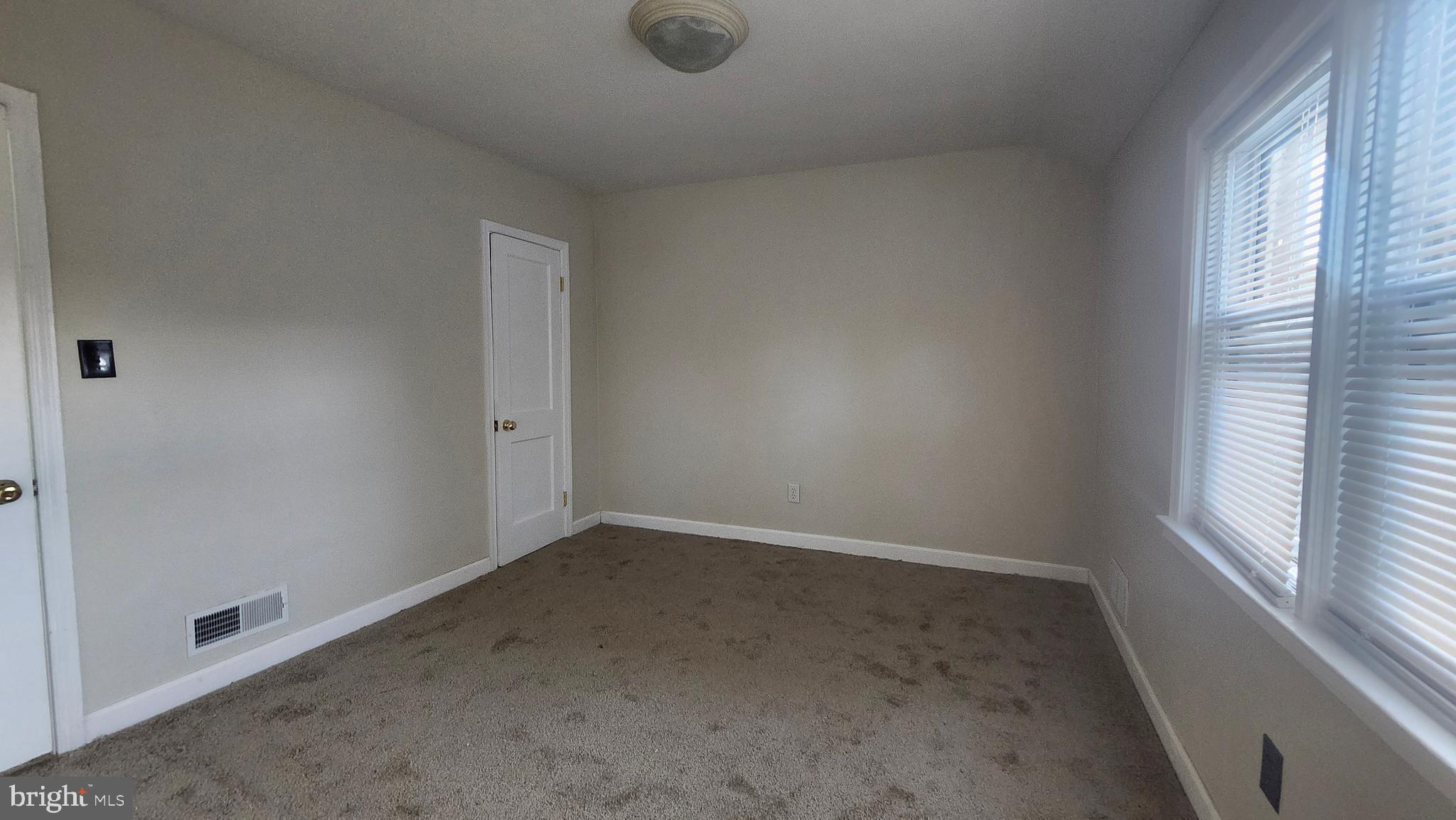 NORTHWOOD - Residential