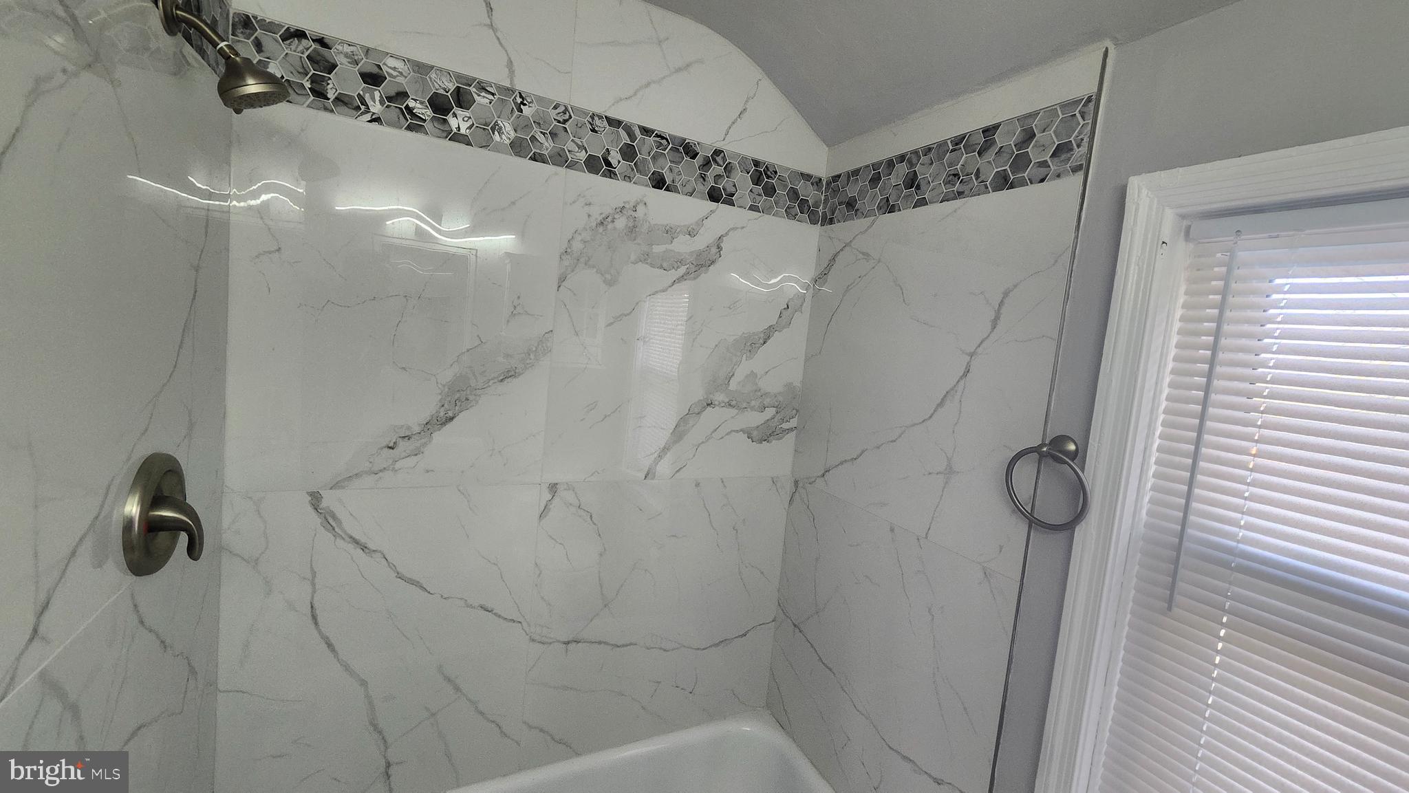 NORTHWOOD - Residential