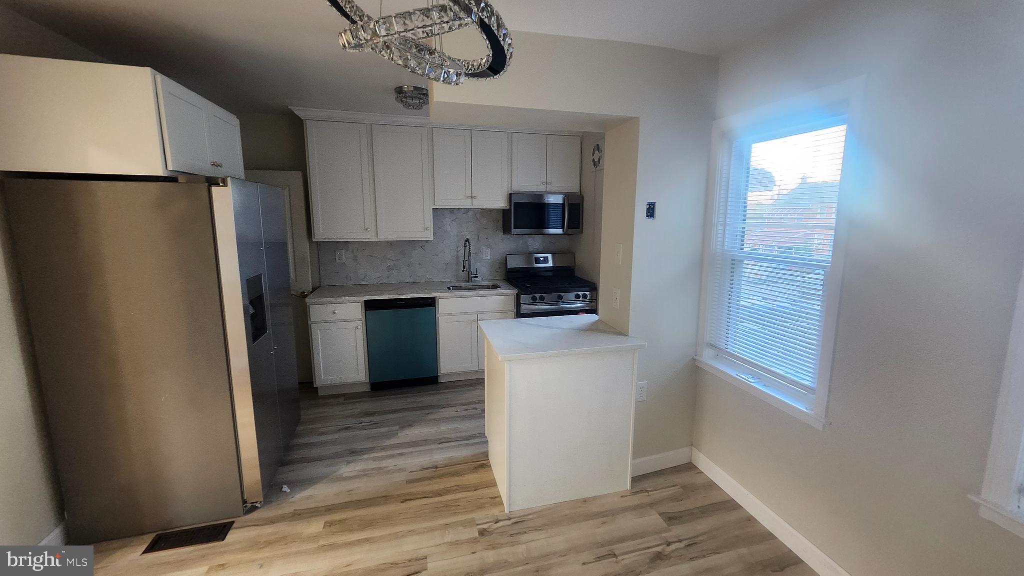 NORTHWOOD - Residential