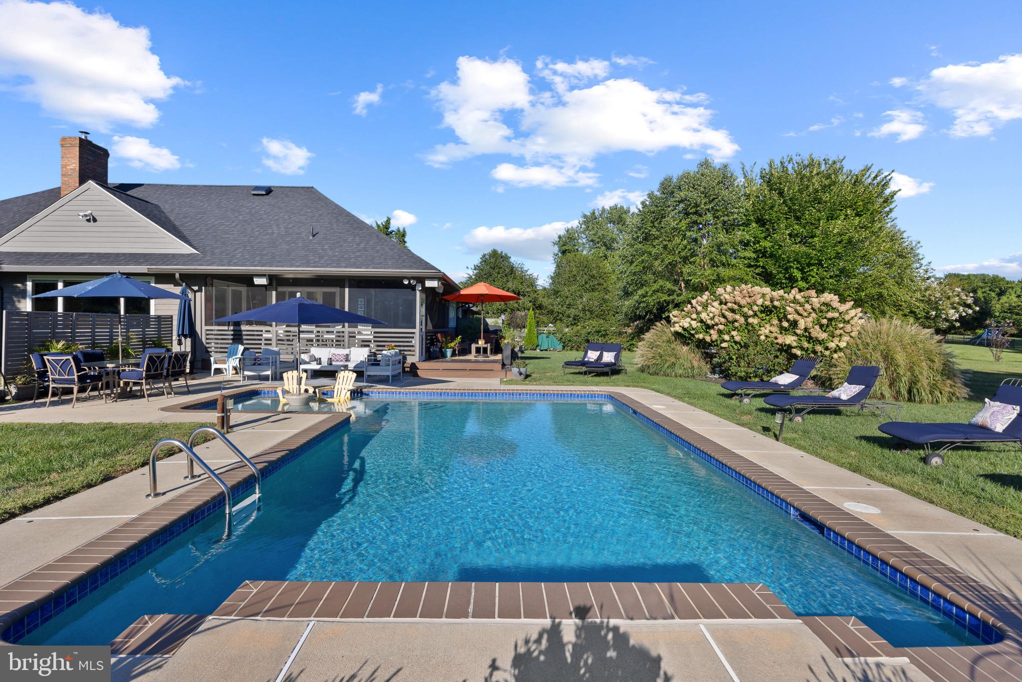 NORTH BEND - Residential