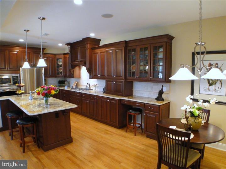 COLD POINT VILLAGE - Residential