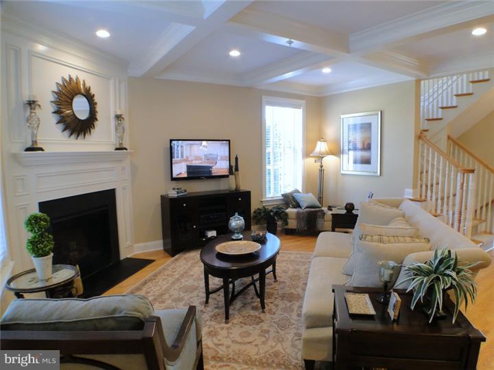 COLD POINT VILLAGE - Residential