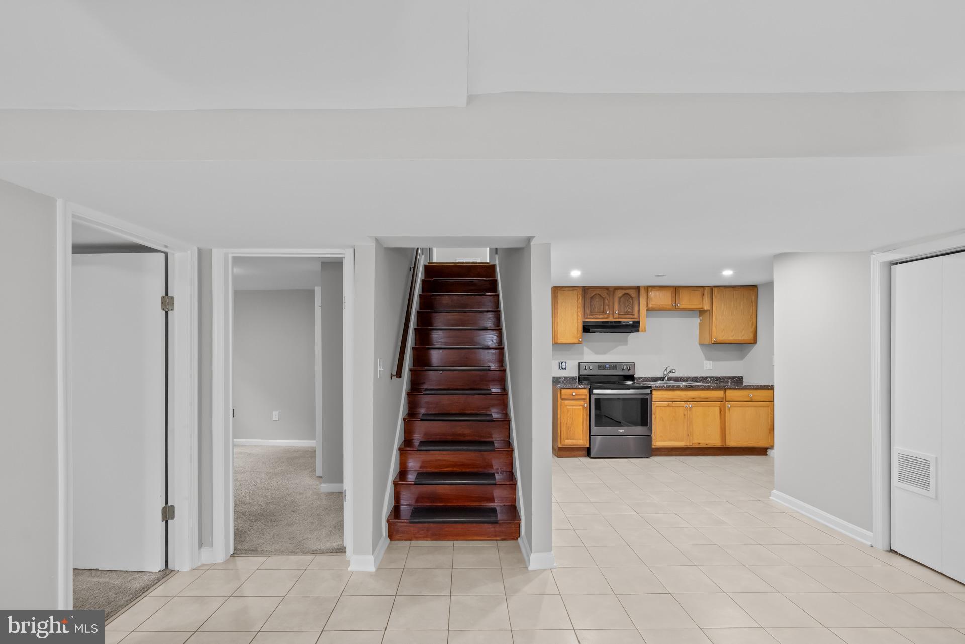 HOLLYWOOD - Residential