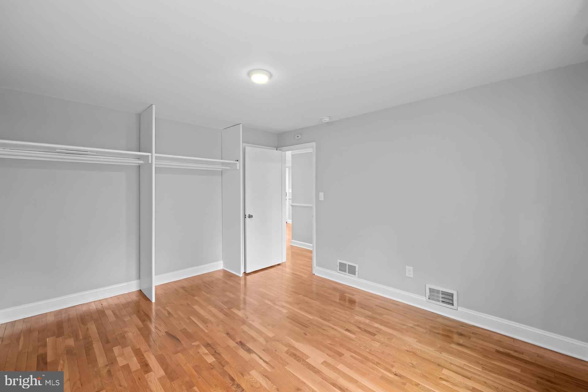 HOLLYWOOD - Residential