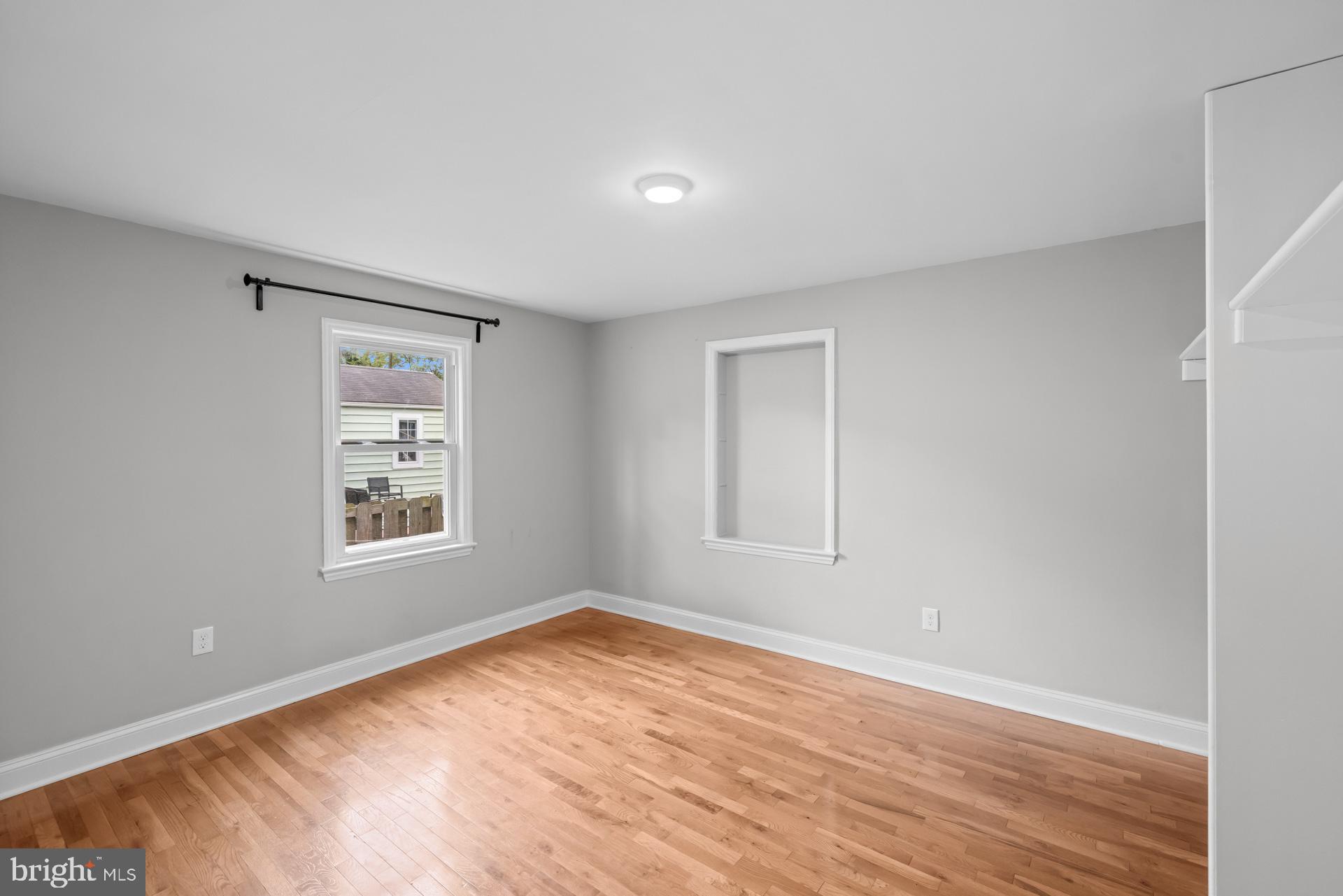 HOLLYWOOD - Residential