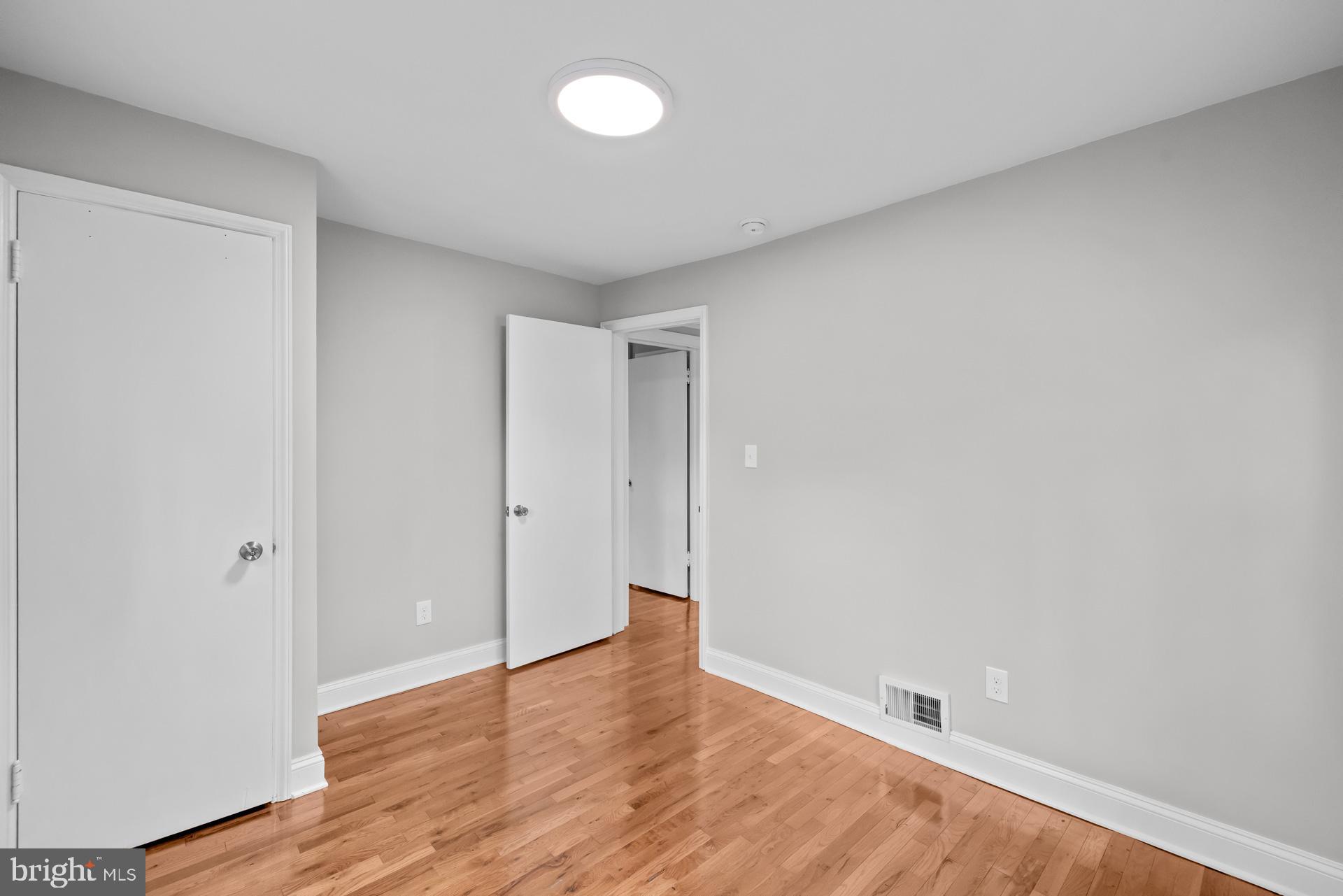 HOLLYWOOD - Residential