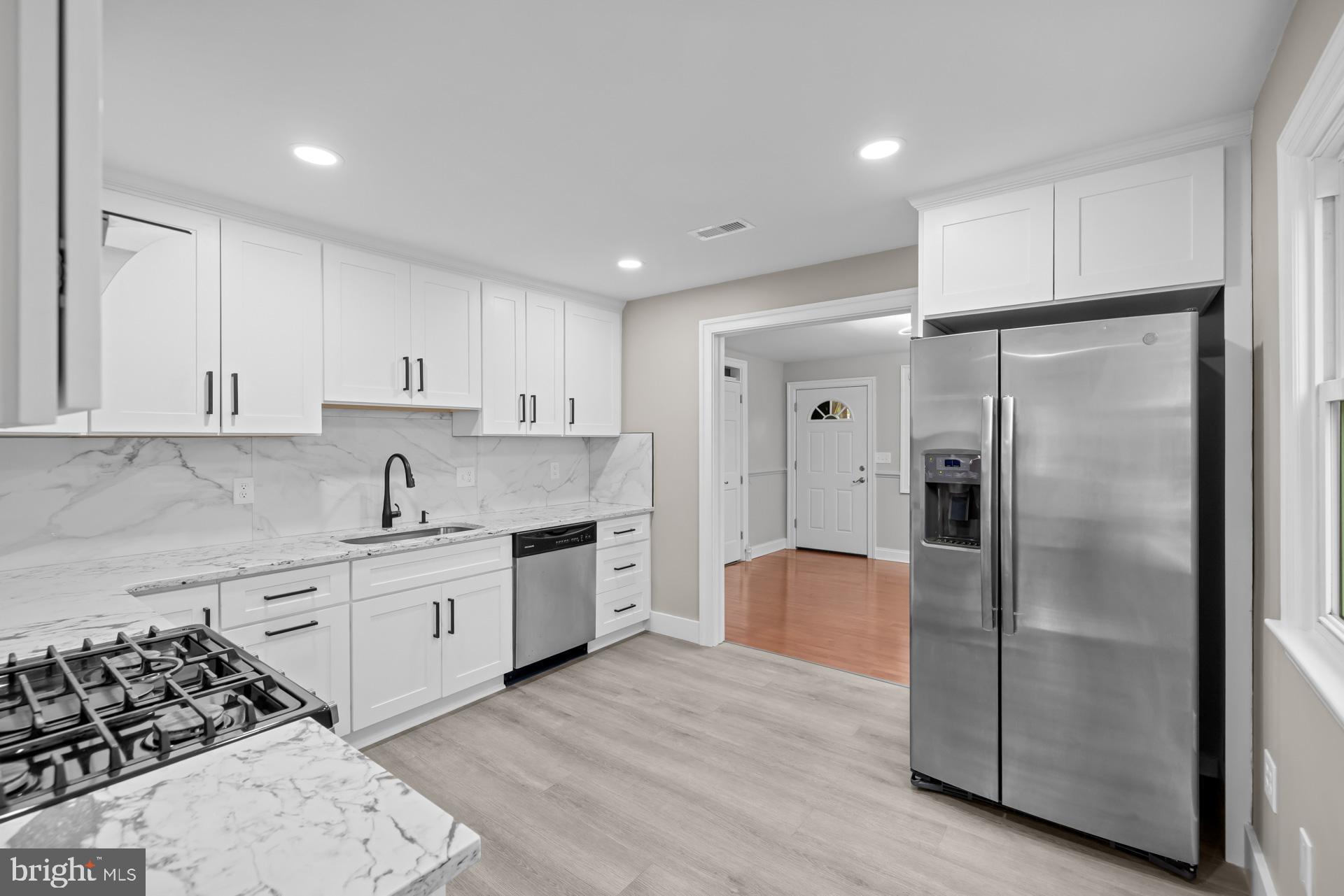 HOLLYWOOD - Residential