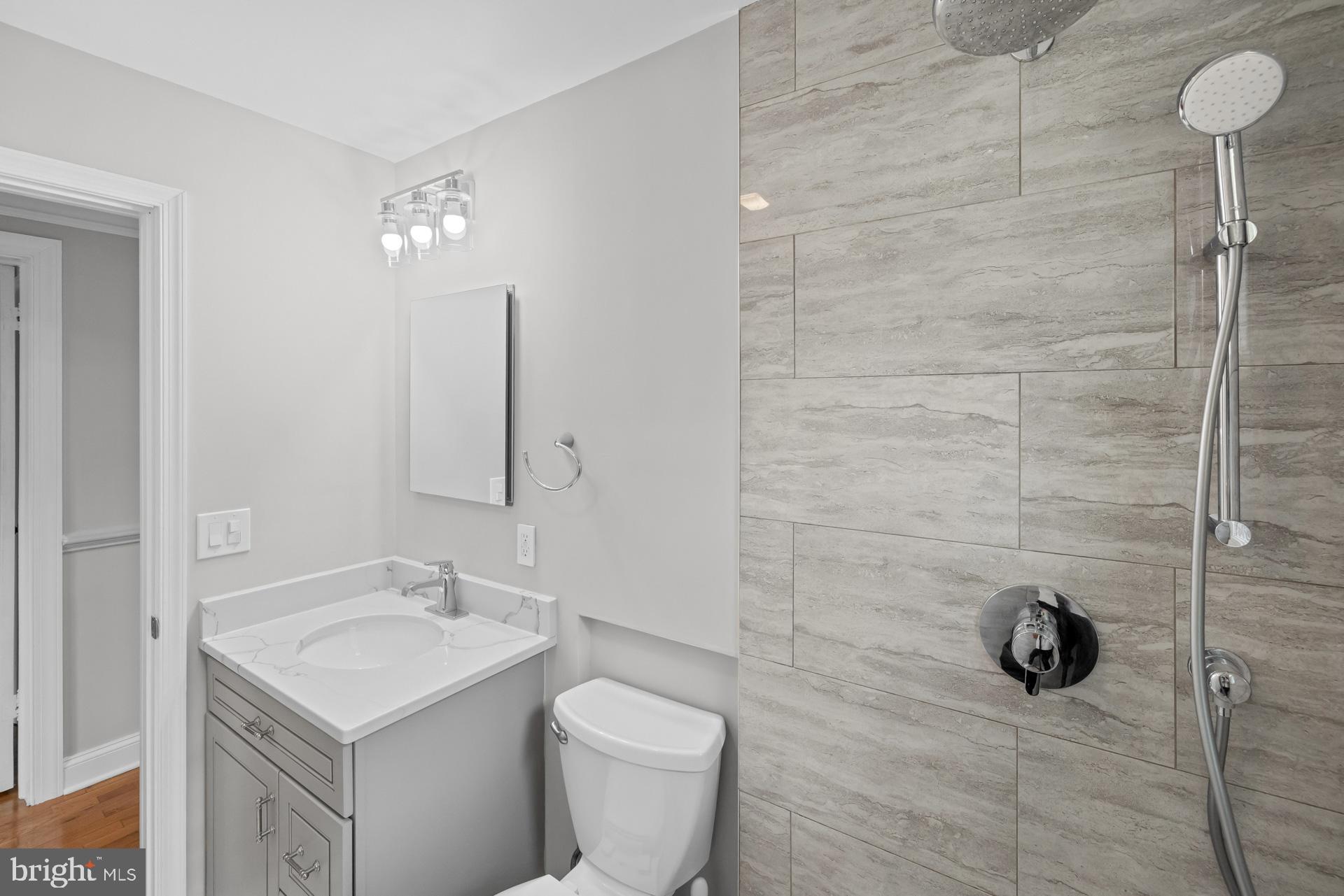 HOLLYWOOD - Residential