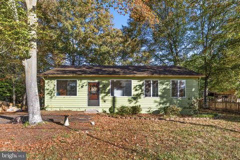 4 WEST BRIAR DRIVE STAFFORD VA 22554