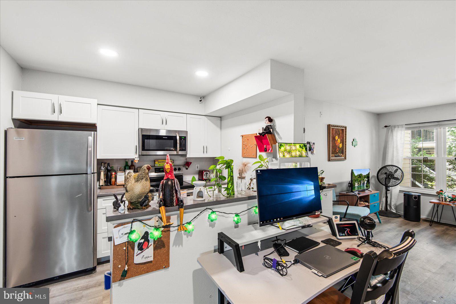 POINTE AT PARK CENTER - Residential