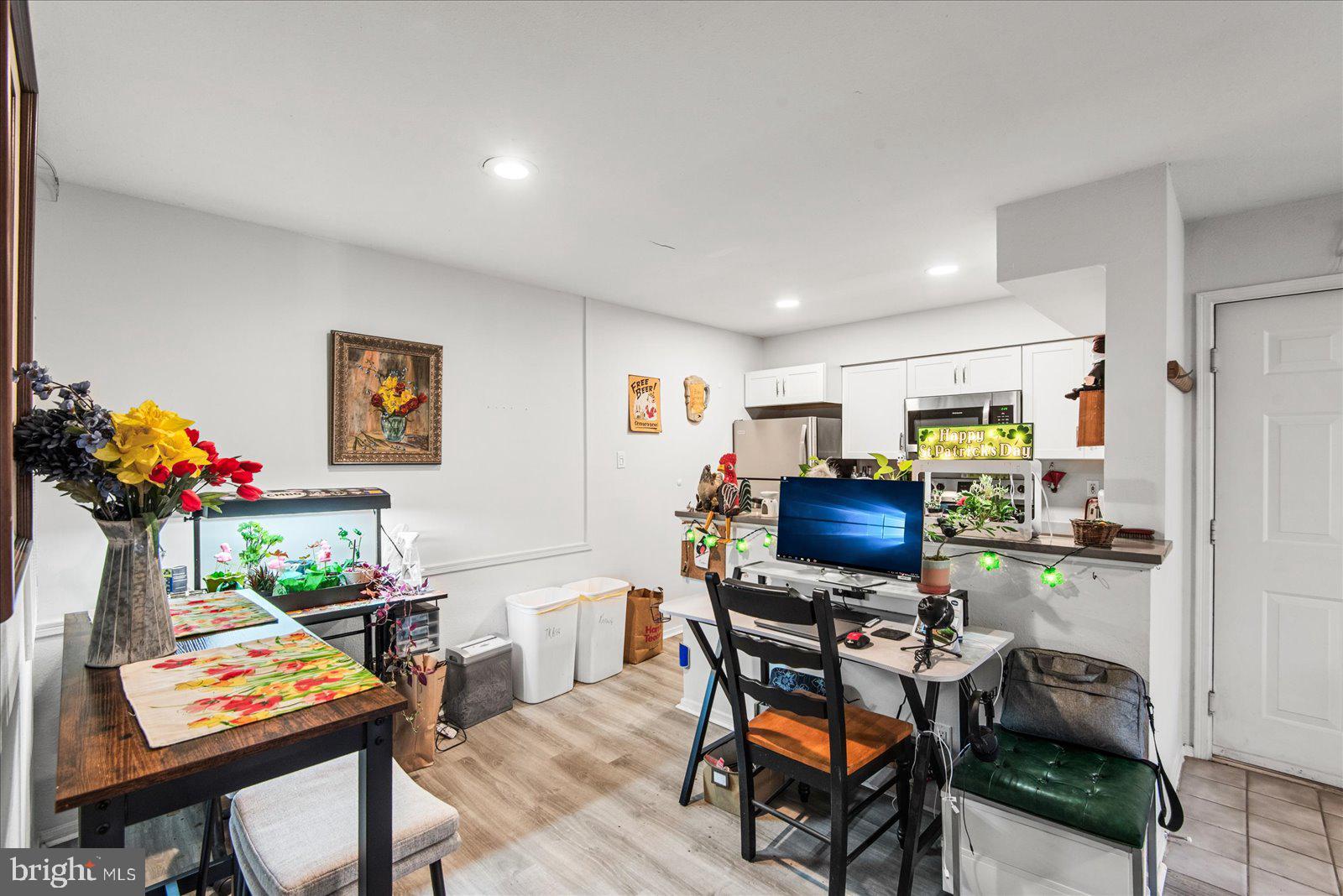 POINTE AT PARK CENTER - Residential