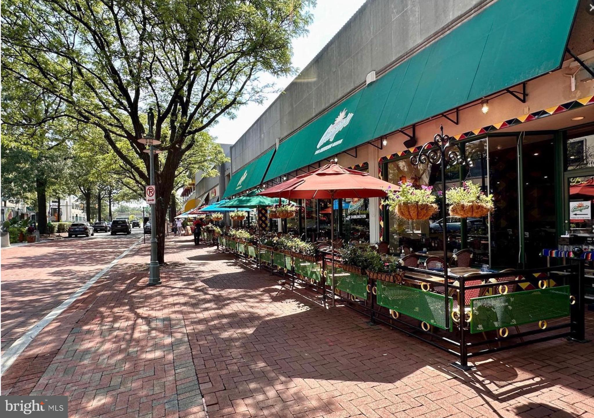 POINTE AT PARK CENTER - Residential