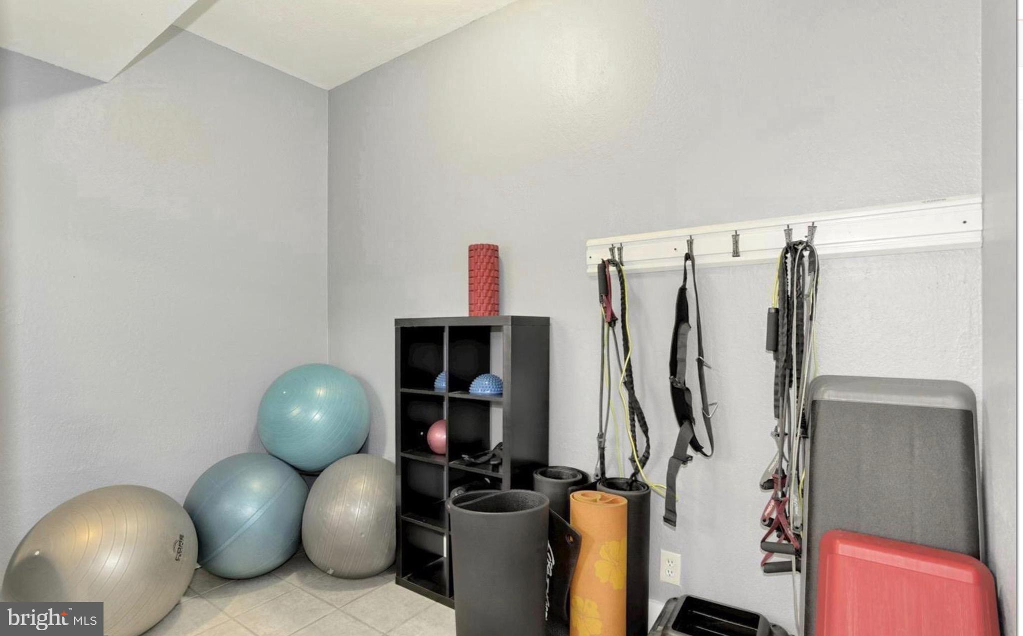 POINTE AT PARK CENTER - Residential