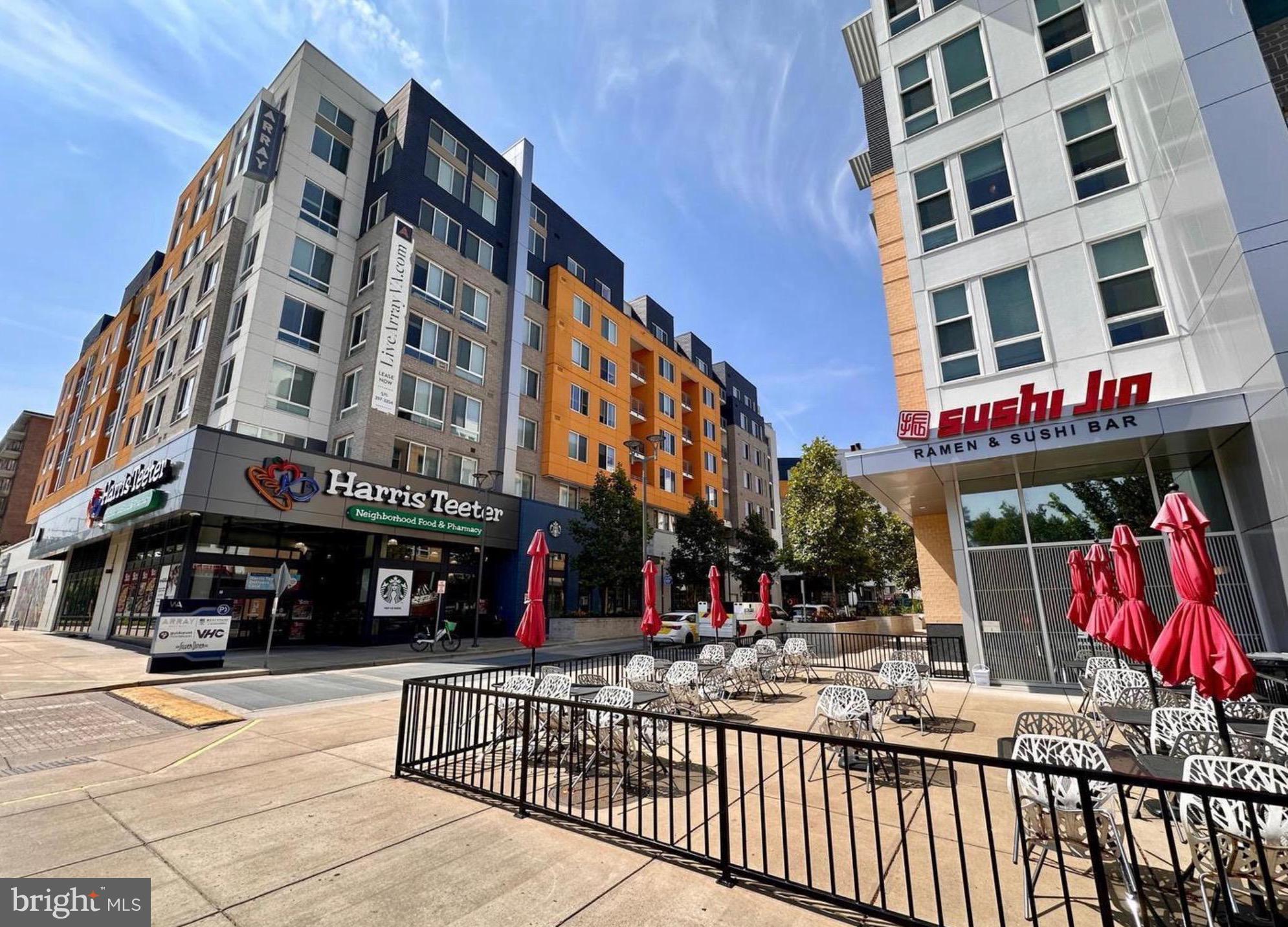 POINTE AT PARK CENTER - Residential