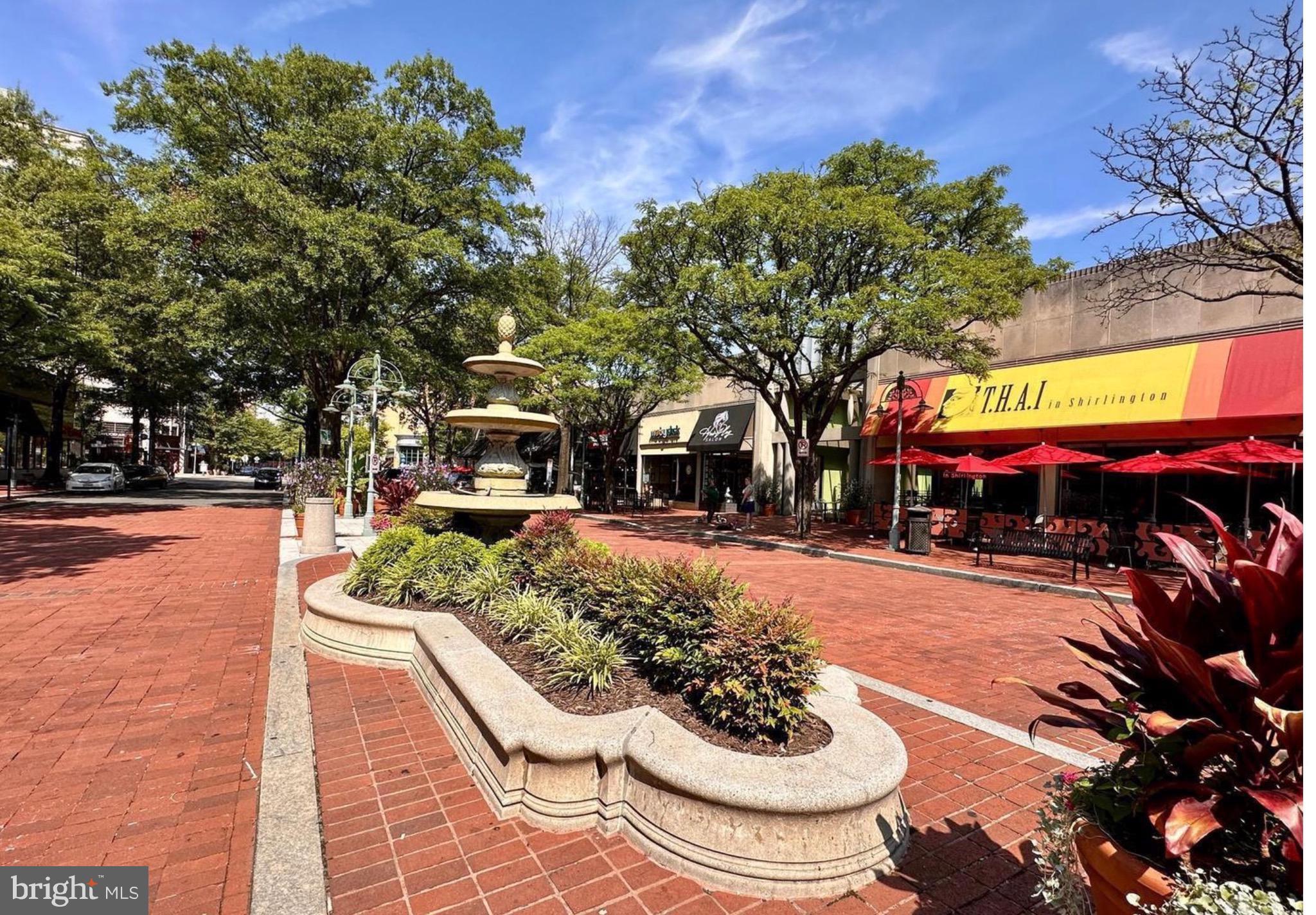 POINTE AT PARK CENTER - Residential