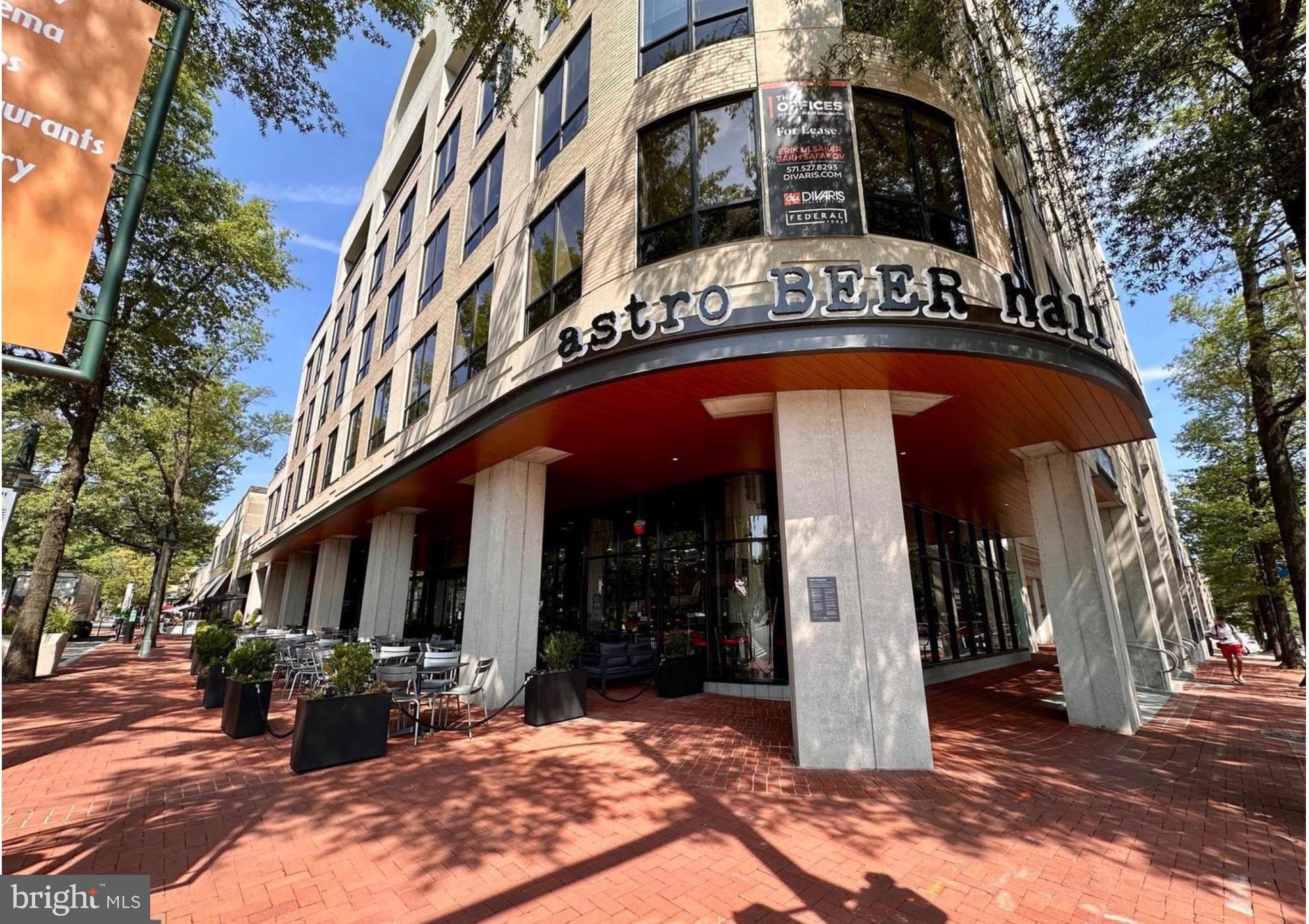 POINTE AT PARK CENTER - Residential