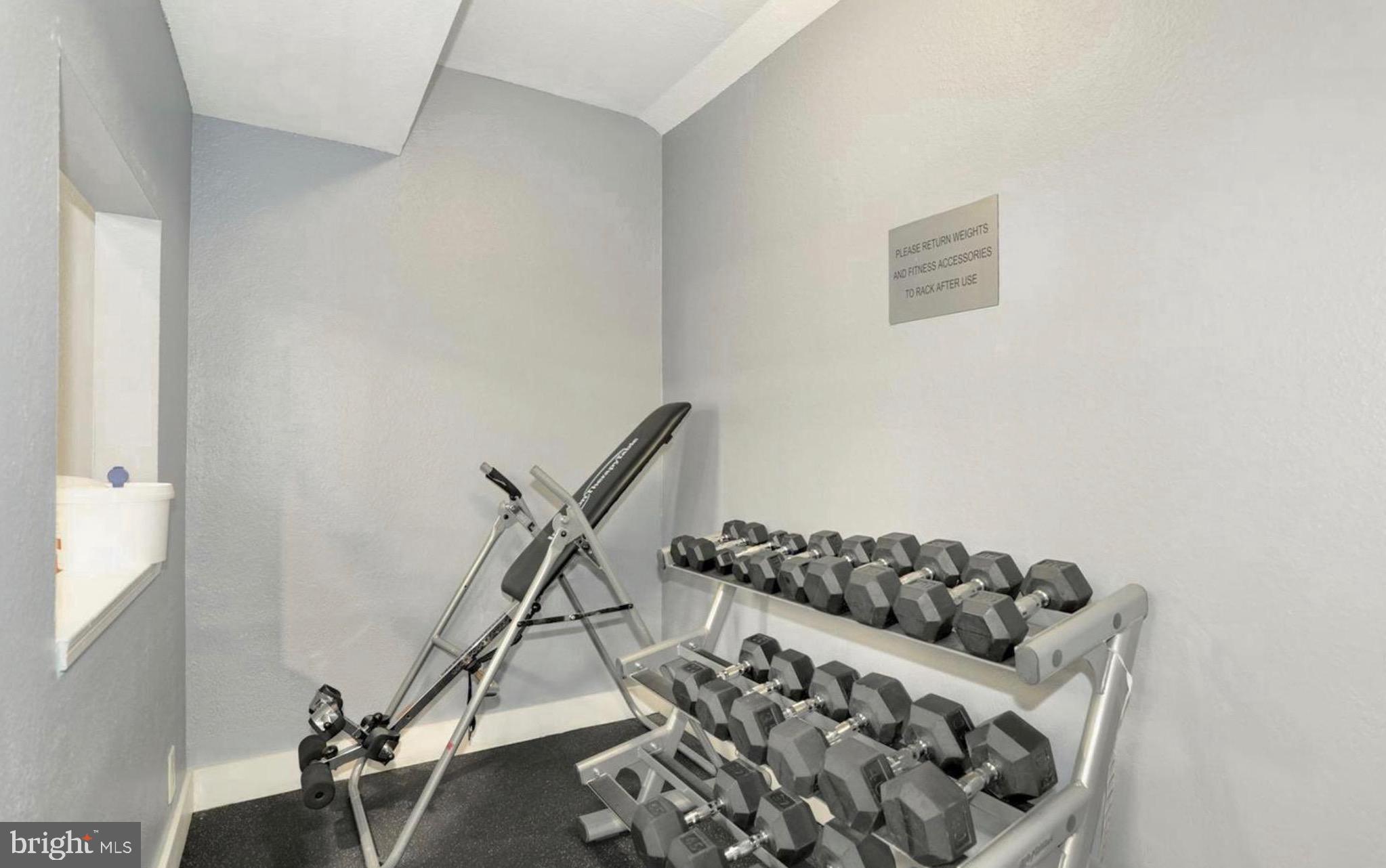 POINTE AT PARK CENTER - Residential