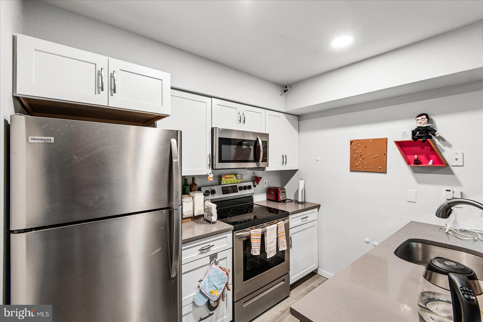 POINTE AT PARK CENTER - Residential