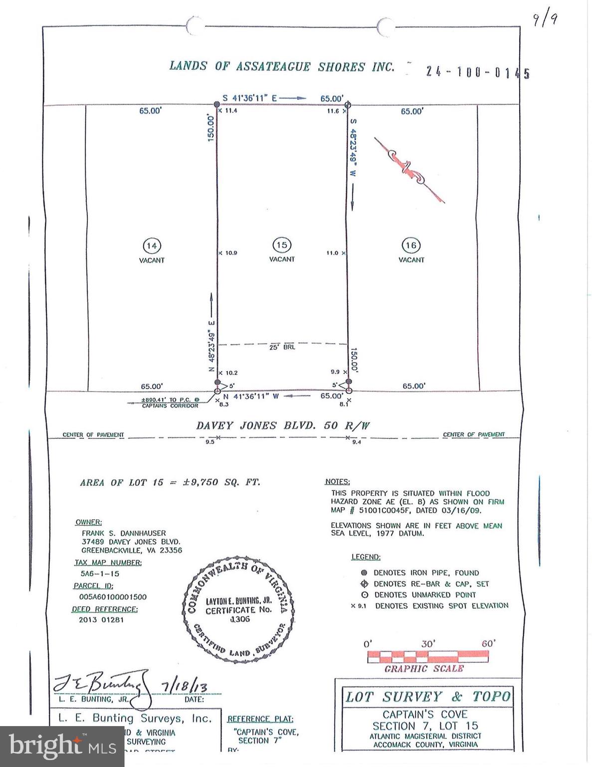 CAPTAIN'S COVE - Land