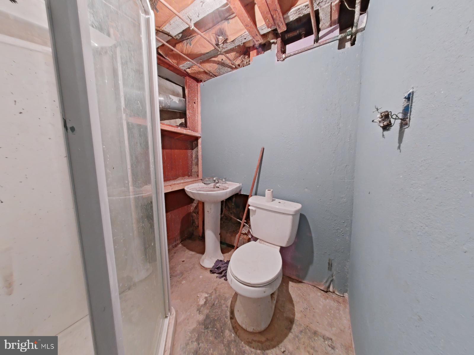 ALLEGHENY WEST - Commercial Sale