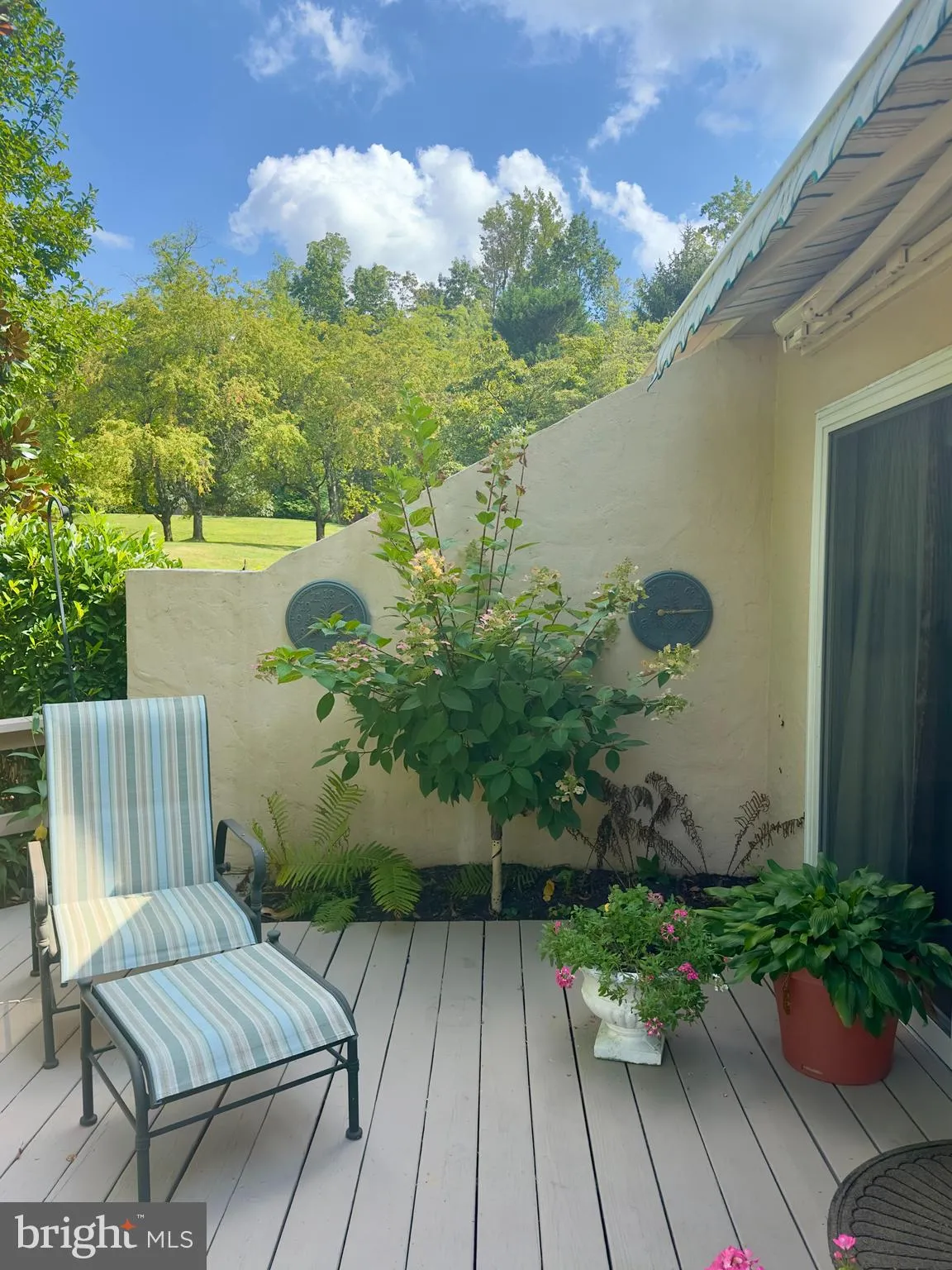 Devon, Pennsylvania 19333, United States, 3 Bedrooms Bedrooms, ,3 BathroomsBathrooms,Residential,Pending,214152