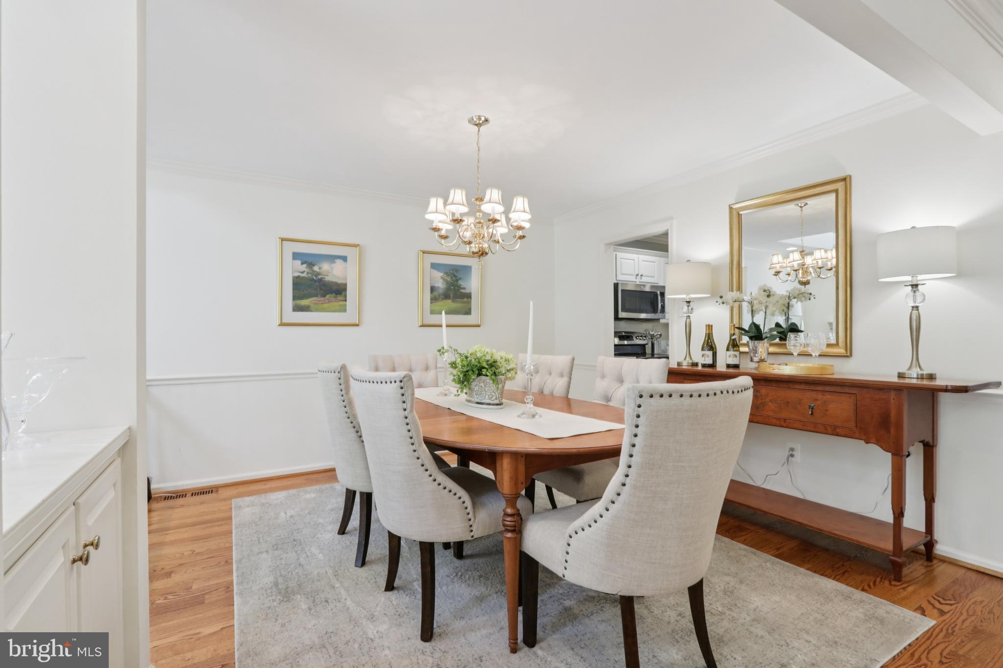 33 WINGSTONE LANE