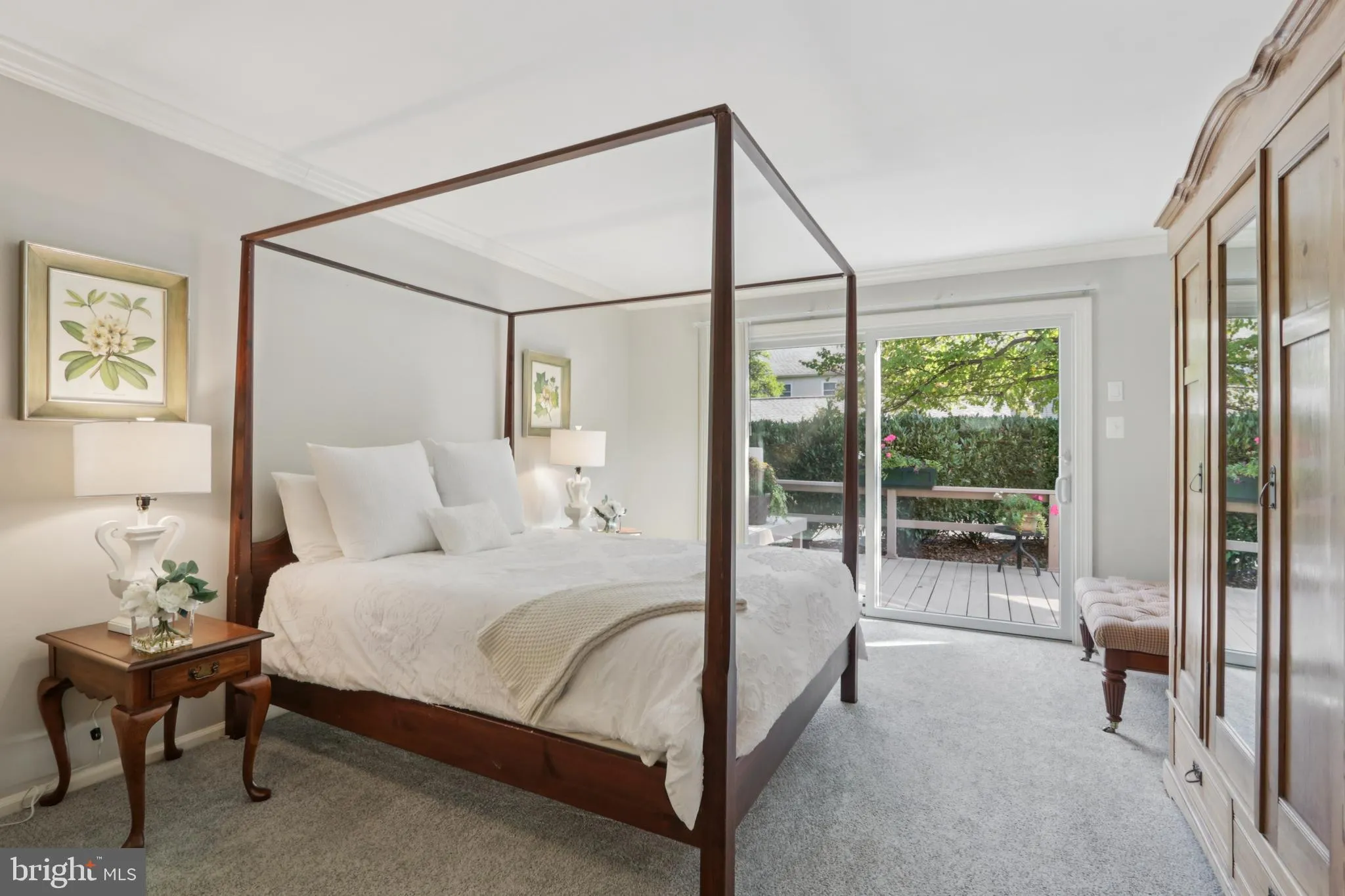 Devon, Pennsylvania 19333, United States, 3 Bedrooms Bedrooms, ,3 BathroomsBathrooms,Residential,Pending,214152