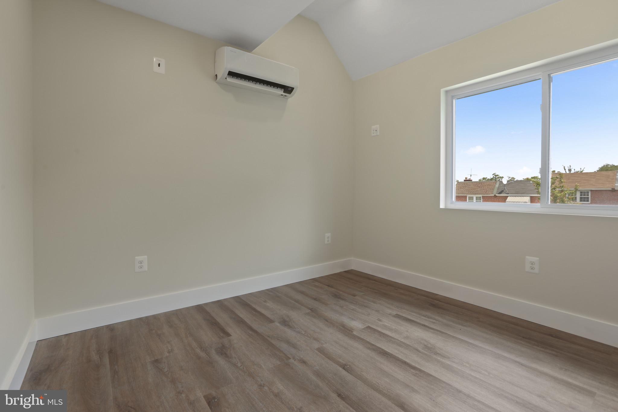 BROOKLYN - Residential