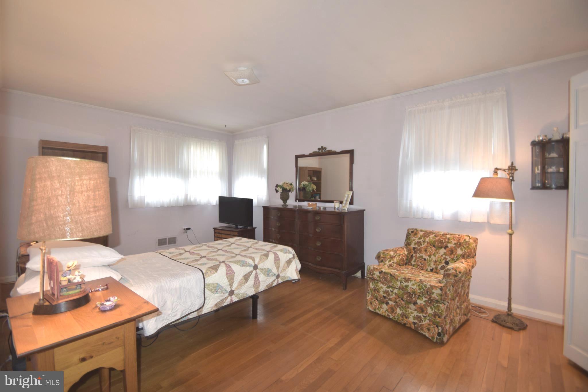 ROLLINGWOOD - Residential