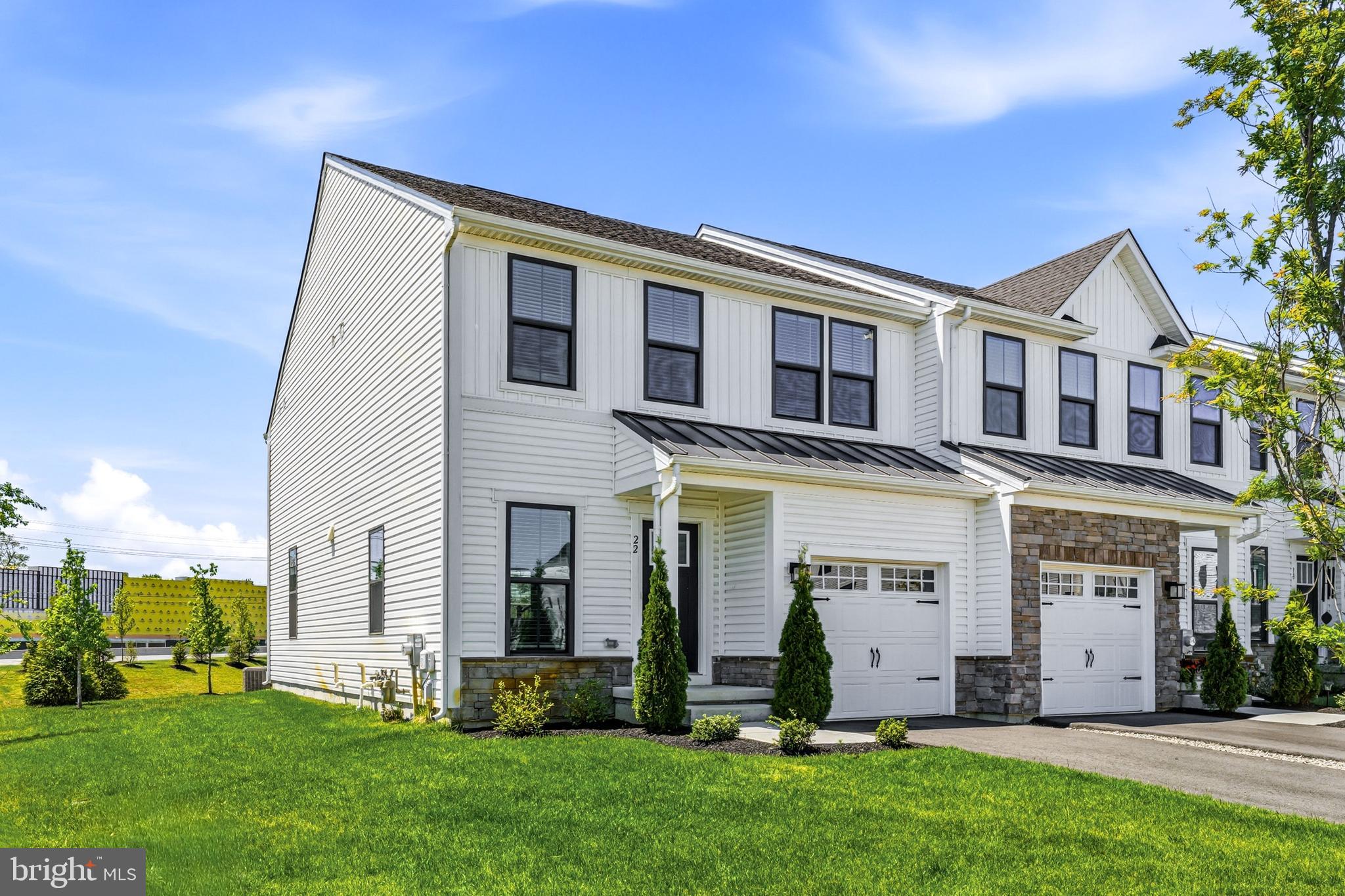 22 CINNAMON LANE