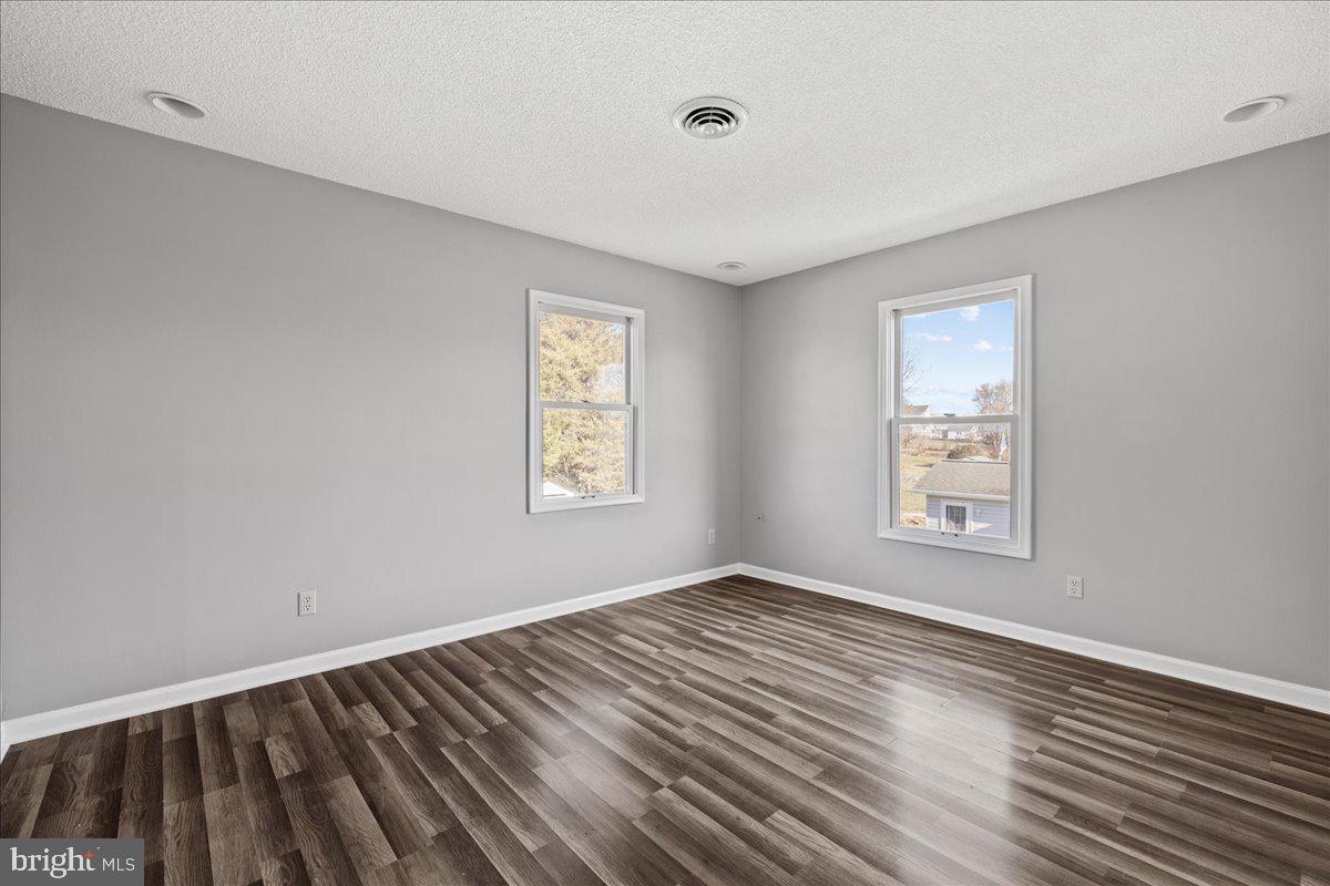 CLARK ST - Residential