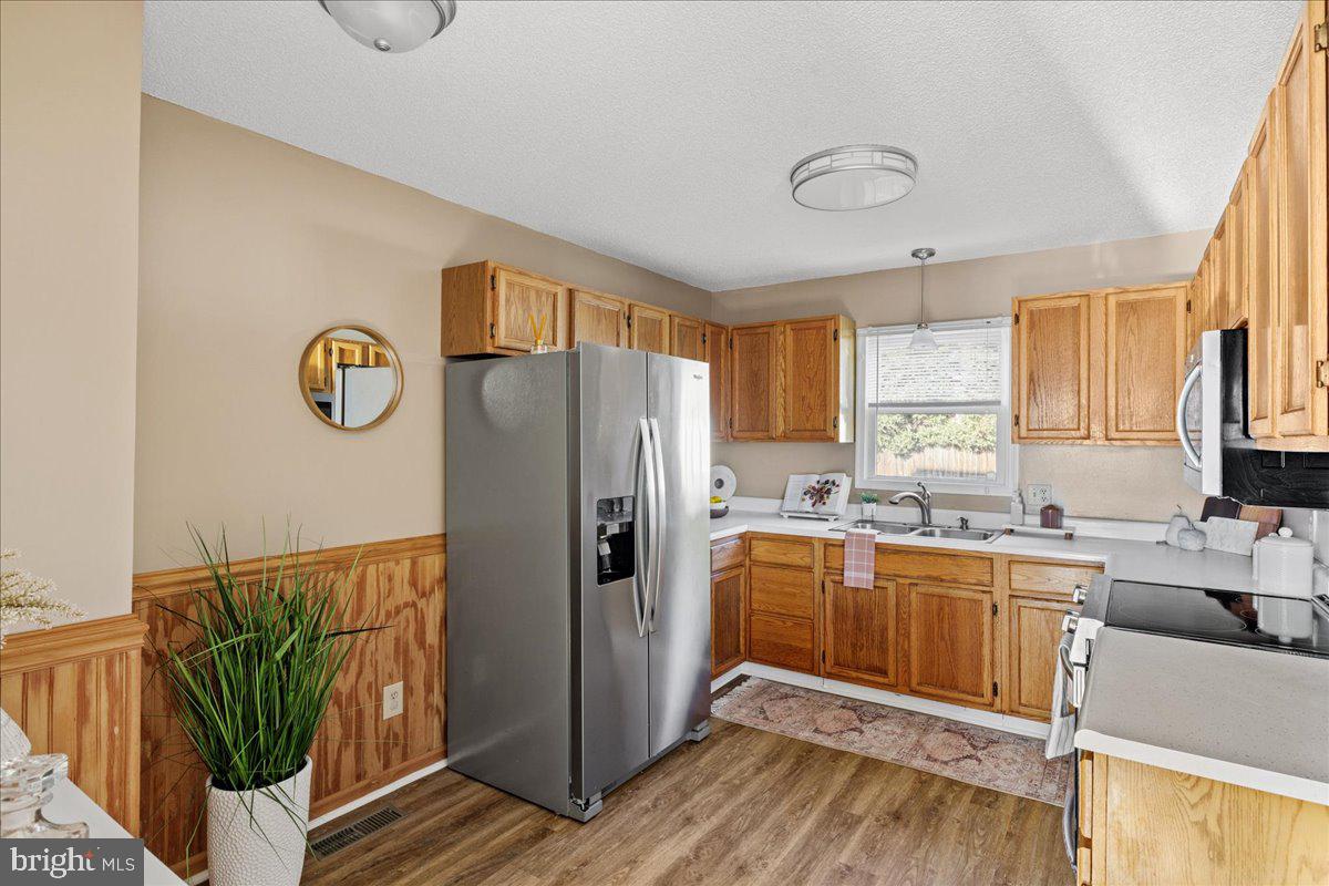 CLARK ST - Residential