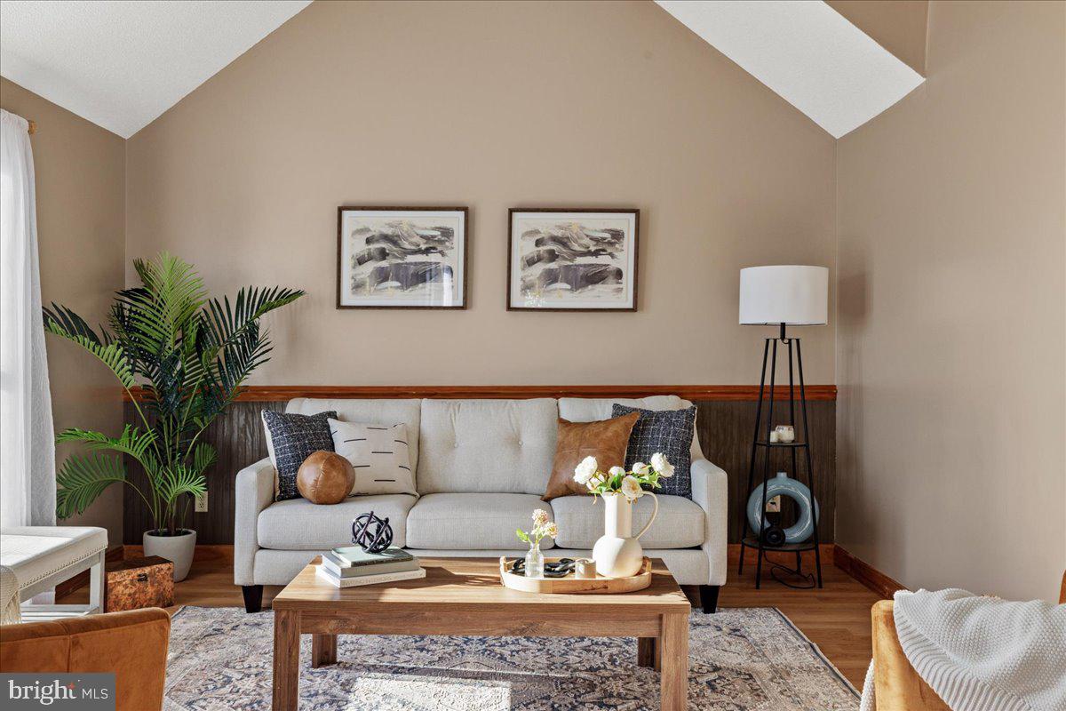 CLARK ST - Residential