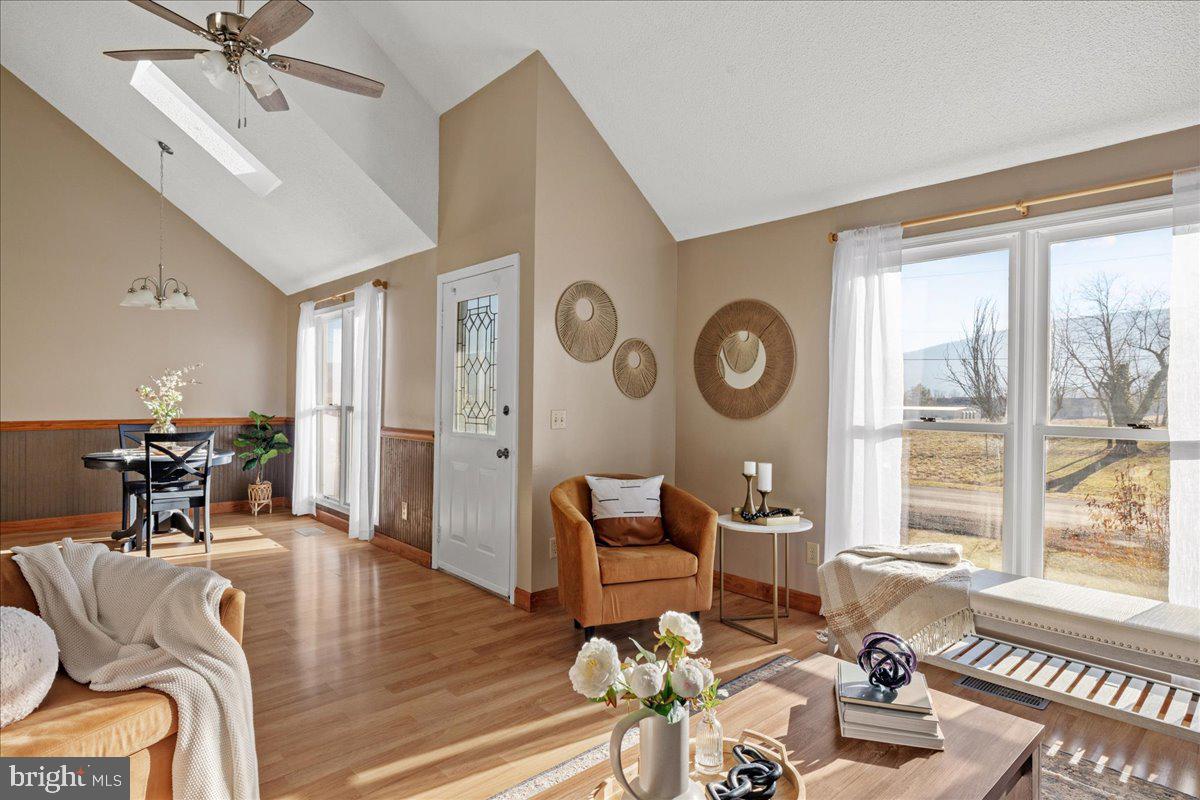 CLARK ST - Residential