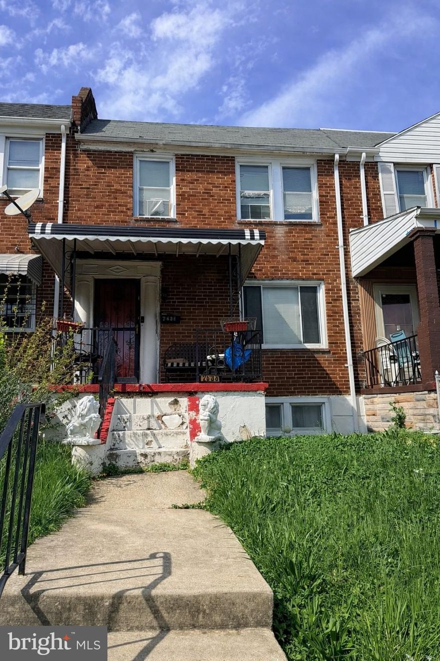 Investment opportunity - seller will make no repairs. Walk into the first floor that consist of a living space 2 bedrooms and bathroom with a lower kitchen. The upstairs has its own entrance. The upper level consist of 2 bedrooms, 1 bathroom and a kitchen.