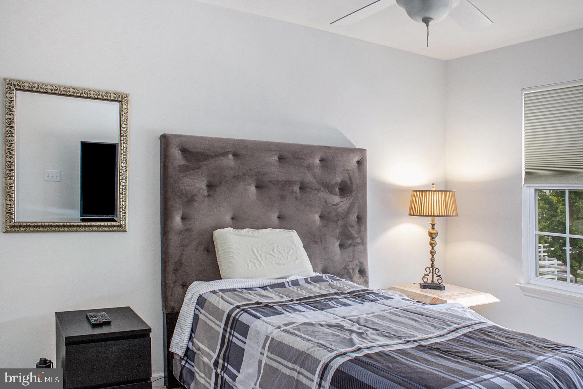 WHISPERING PINES - Residential