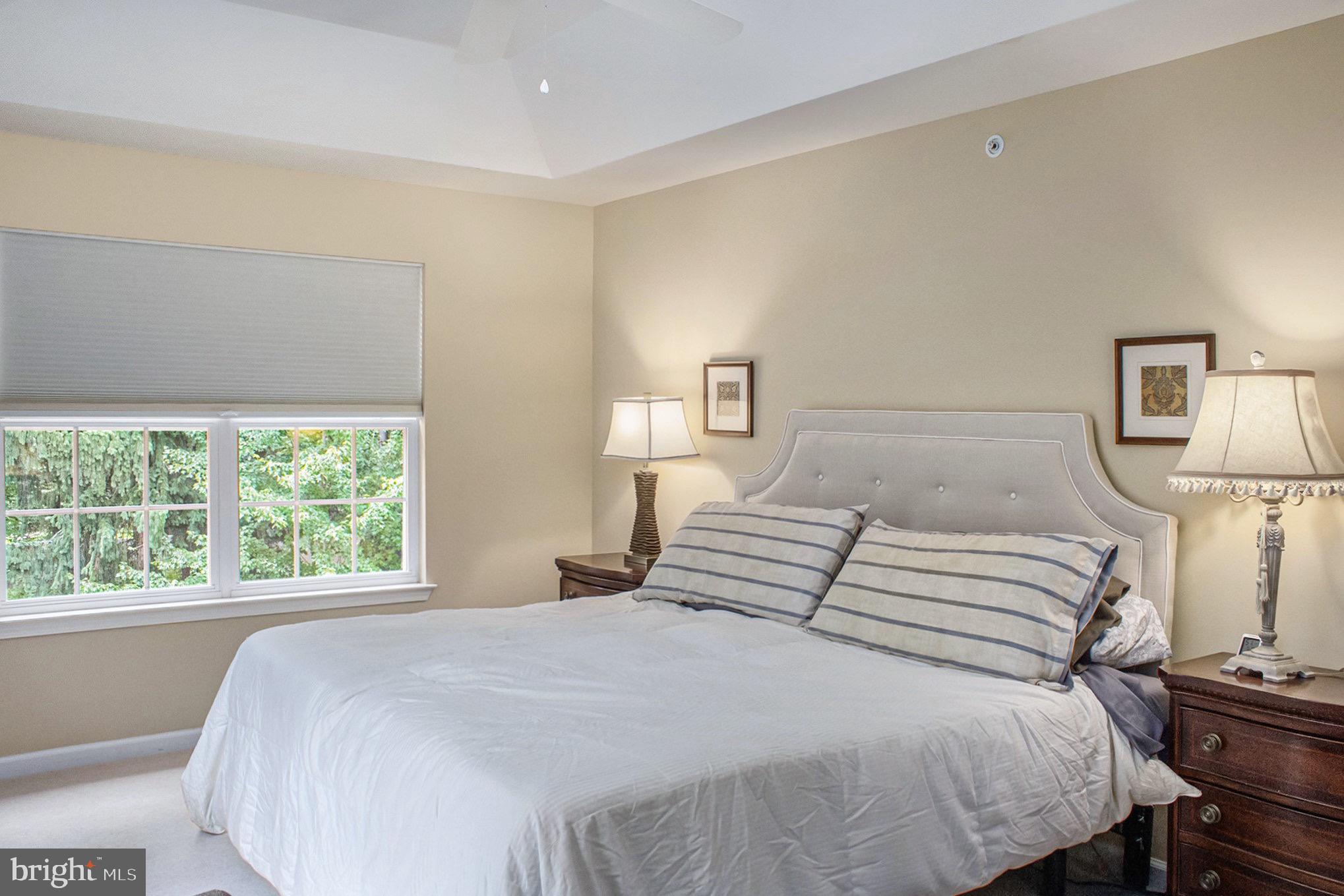 WHISPERING PINES - Residential