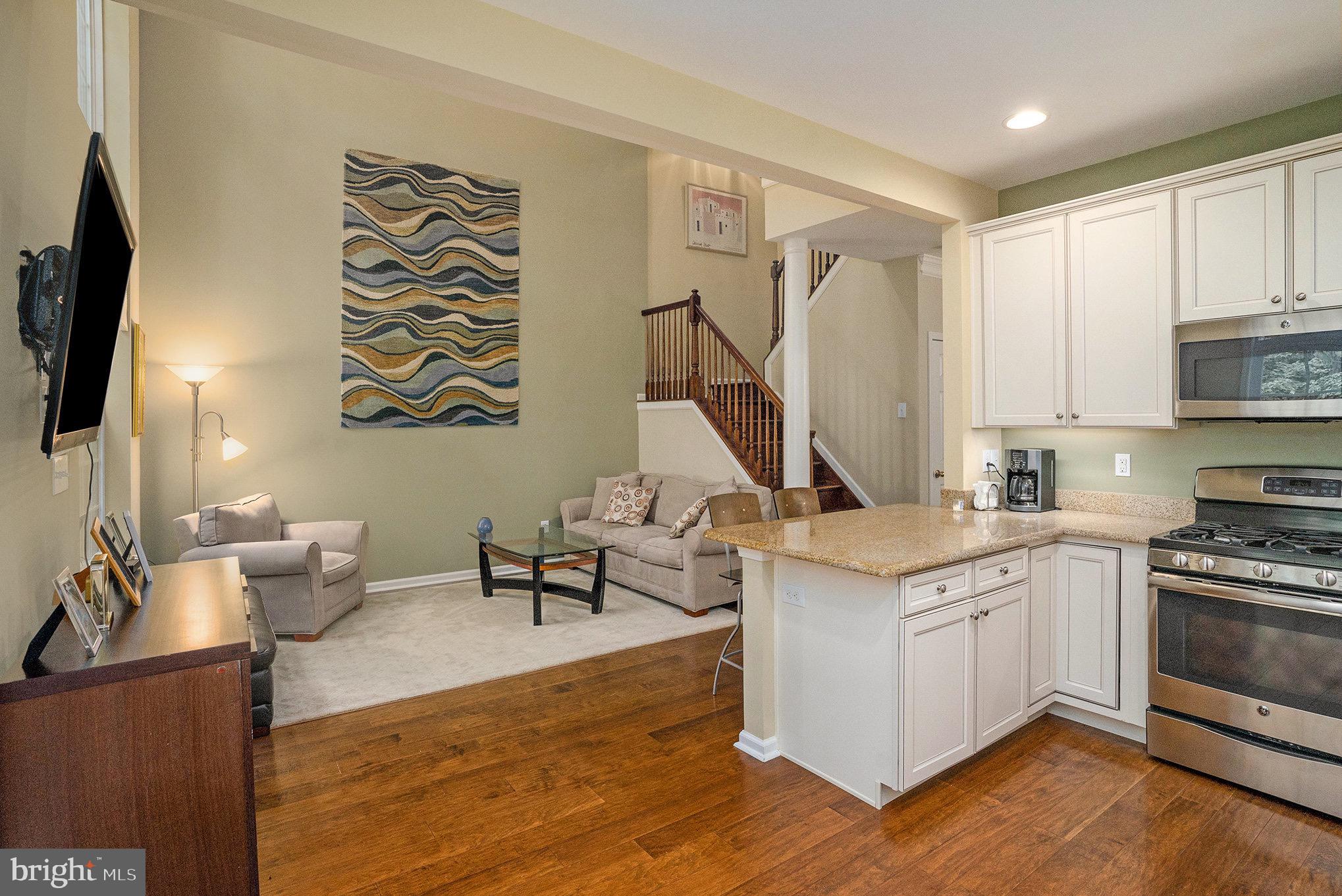 WHISPERING PINES - Residential