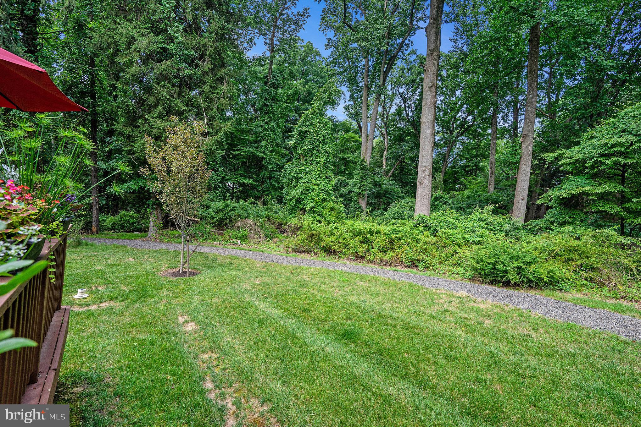 WHISPERING PINES - Residential