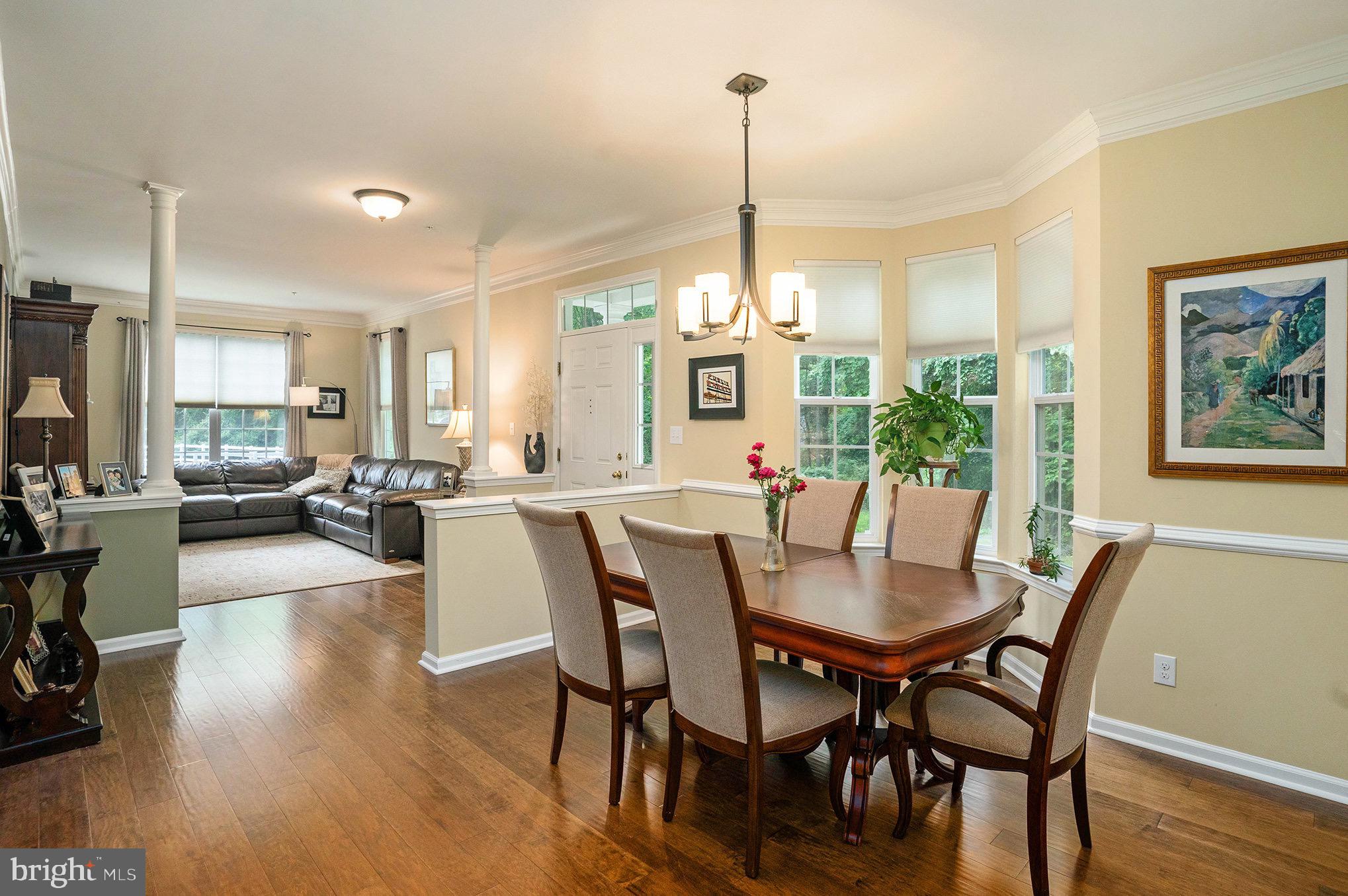 WHISPERING PINES - Residential