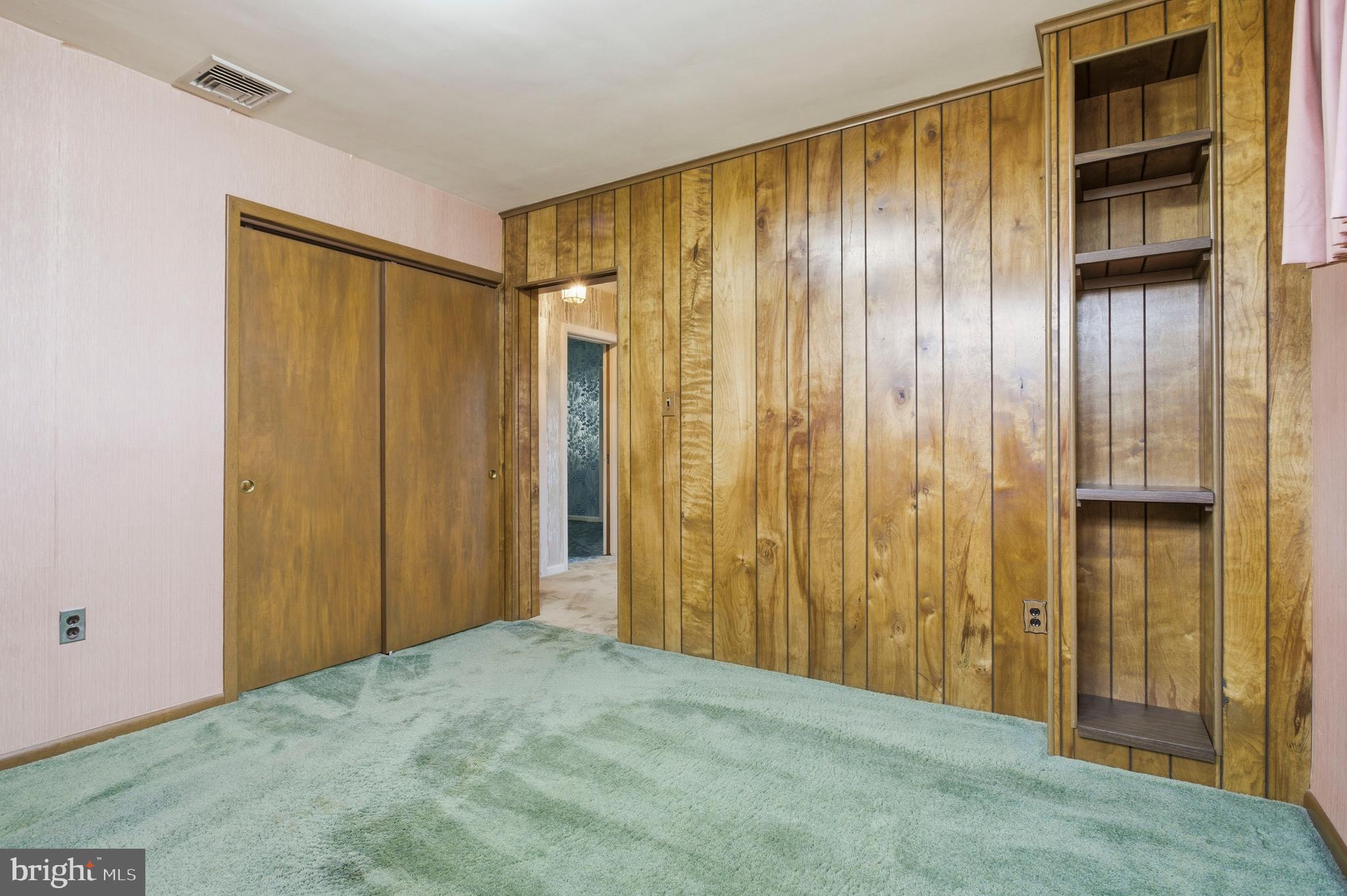 LANGFORD HILLS - Residential