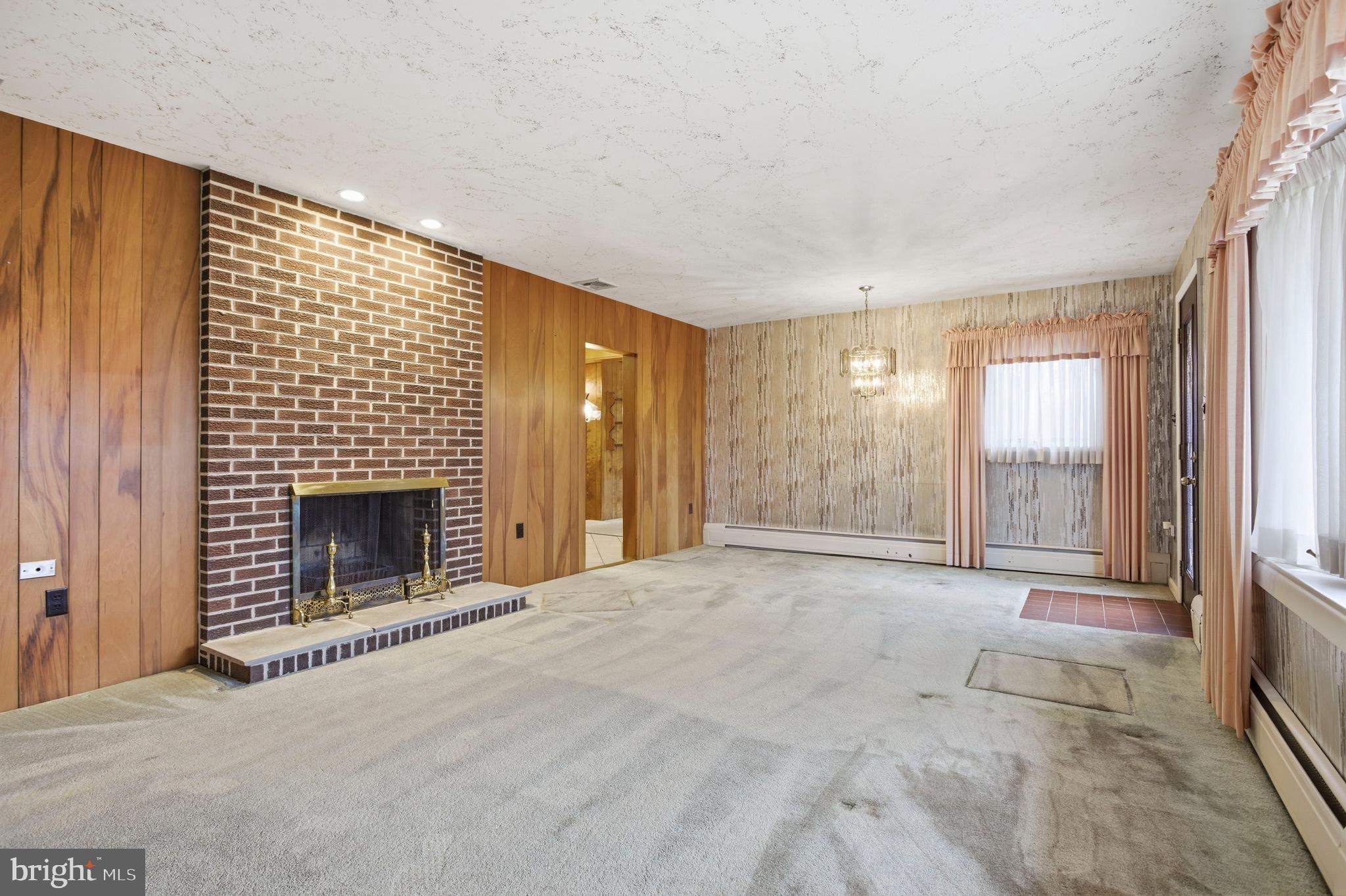 LANGFORD HILLS - Residential